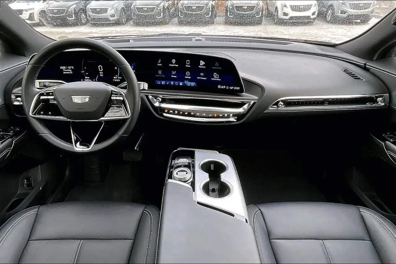 Cadillac Lyriq снимка Cadillac Lyriq