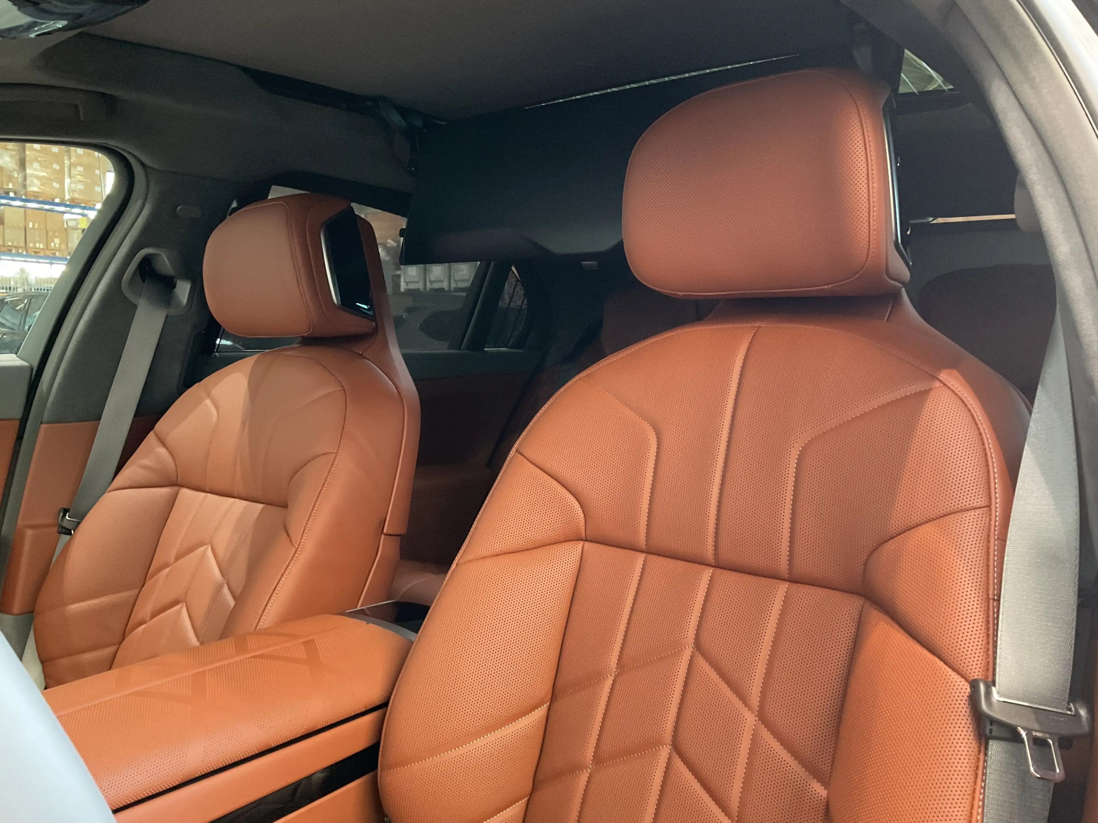 BMW 740 xDrive |3D Head-Up Displ. |Sitzbelüft. |AHK — photo 9