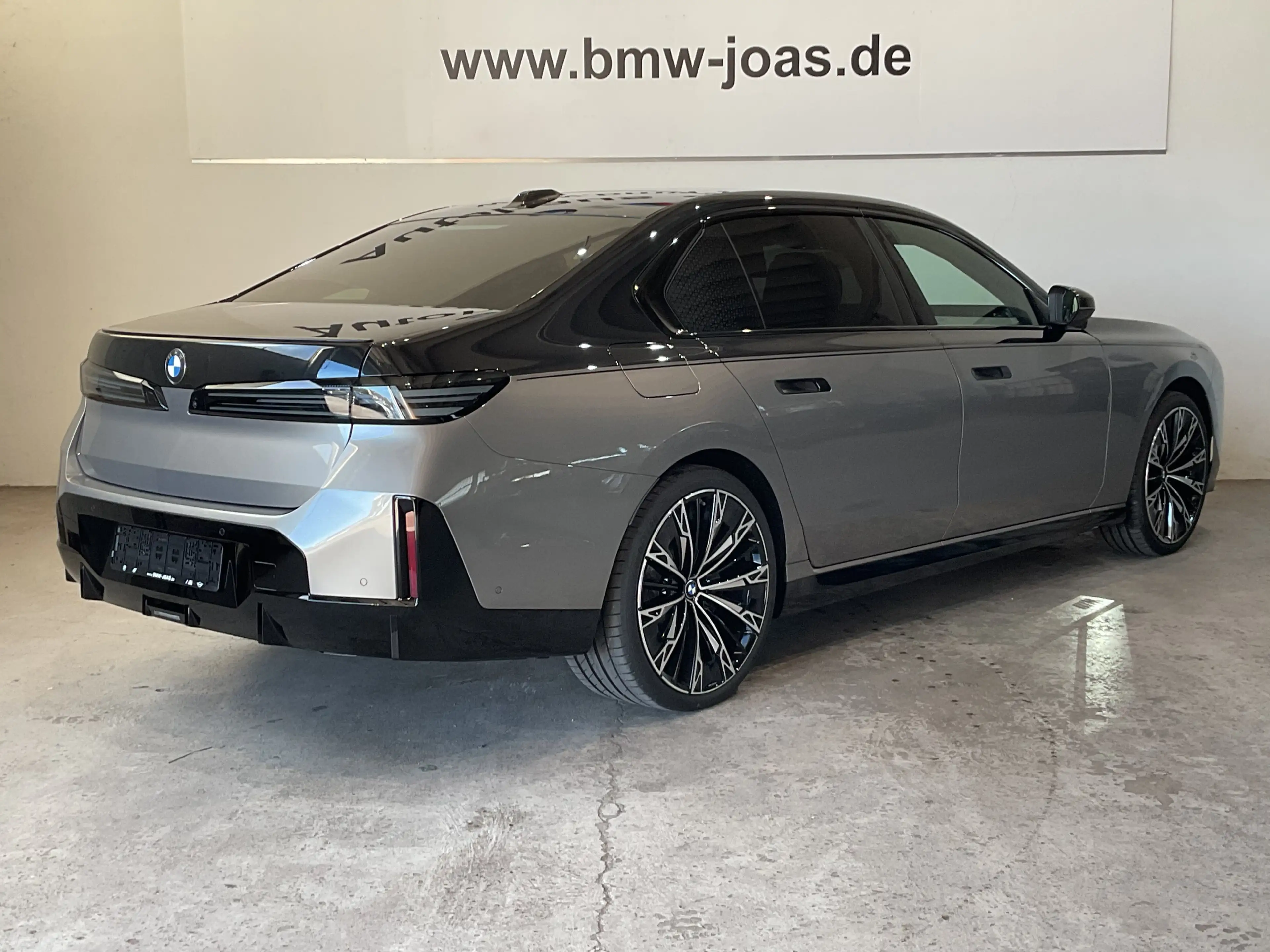 BMW 740 xDrive |3D Head-Up Displ. |Sitzbelüft. |AHK — photo 14