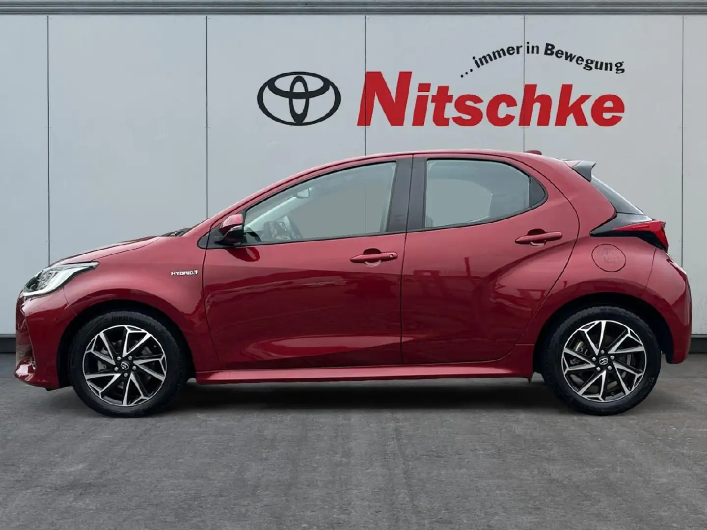 Toyota Yaris Hybrid Club, Rückfahrkamera Rojo - 2