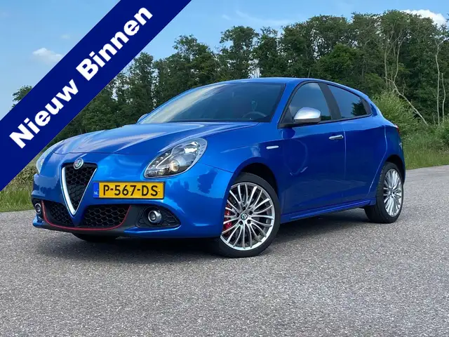 Alfa Romeo Giulietta 1.4 Turbo / Unieke Staat!! / Airco / Navigatie / R