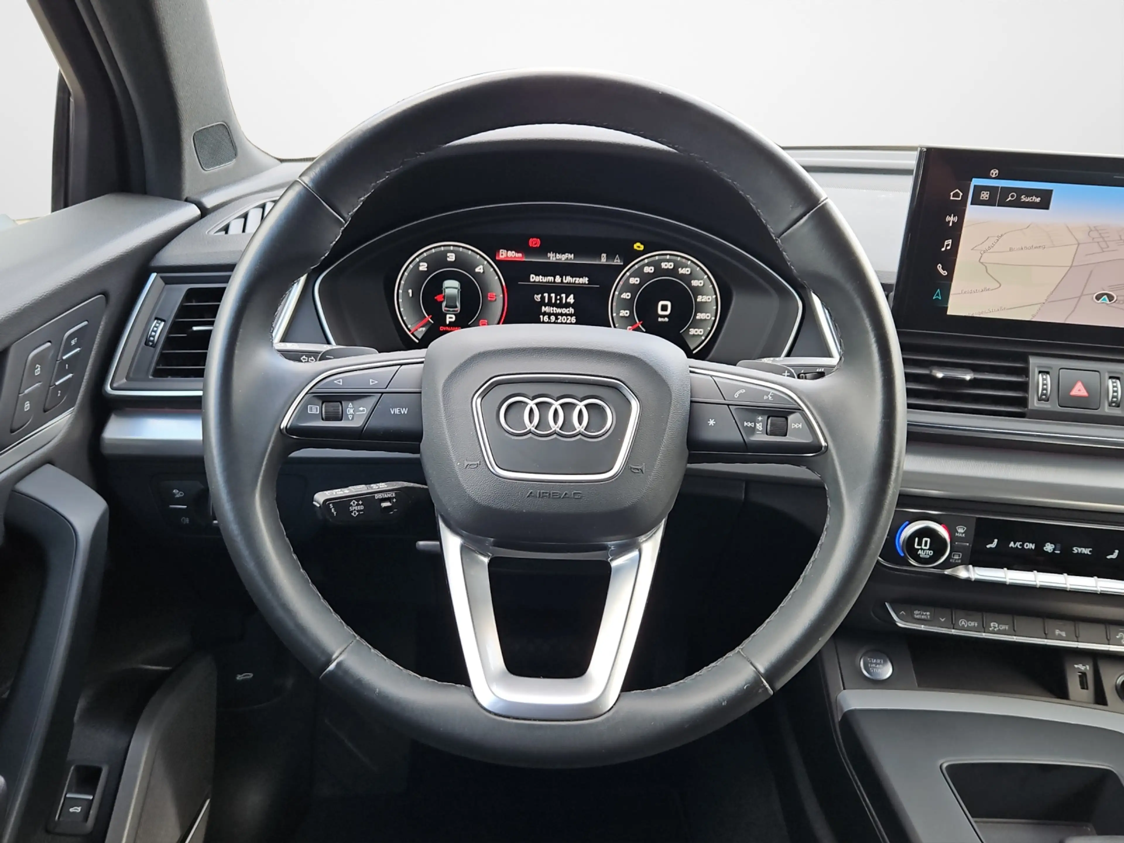 Audi Q5 40 TDI S tronic advanced NaviPlus Matrix AHK Me... — photo 9