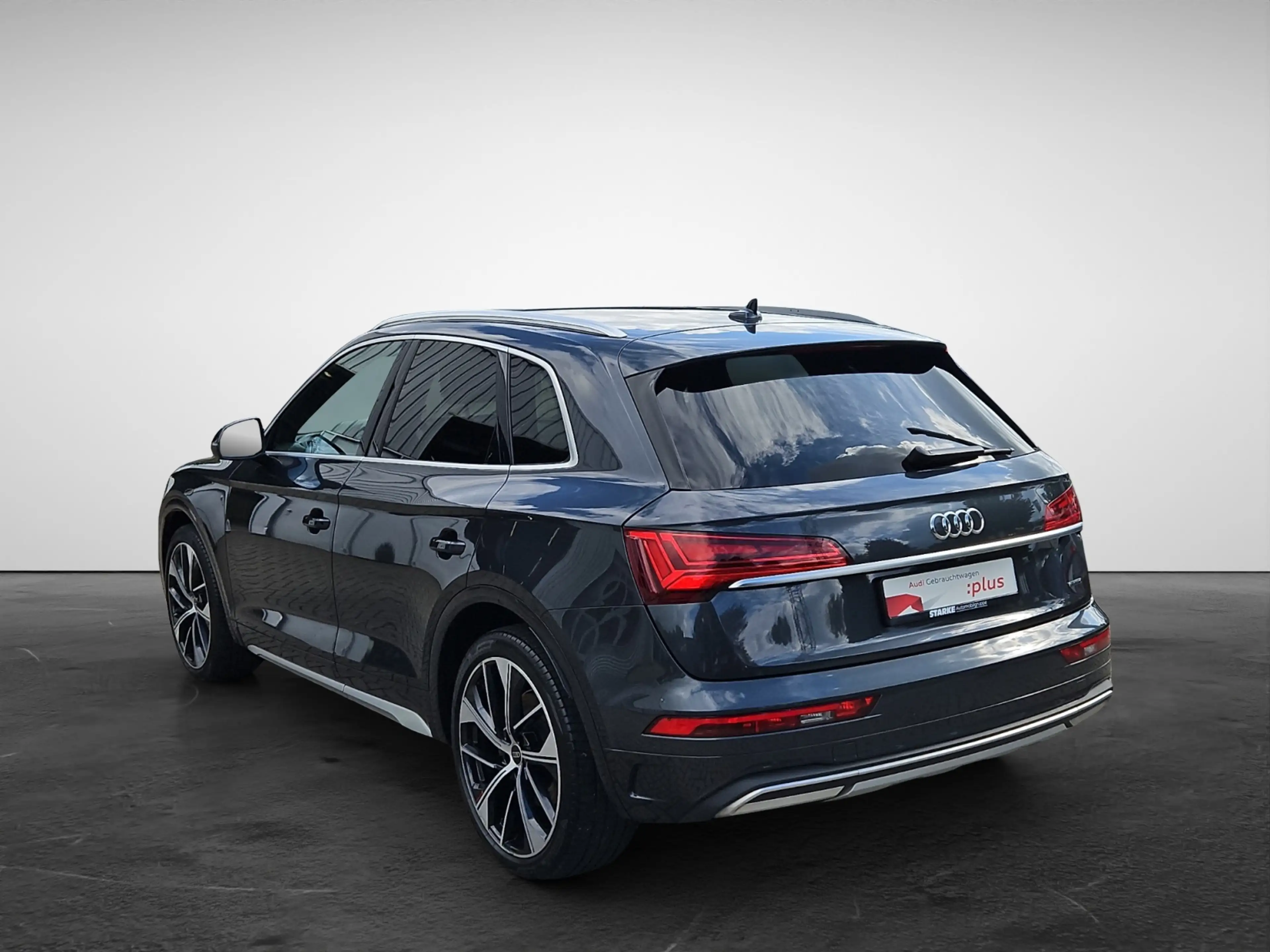 Audi Q5 40 TDI S tronic advanced NaviPlus Matrix AHK Me... — photo 4