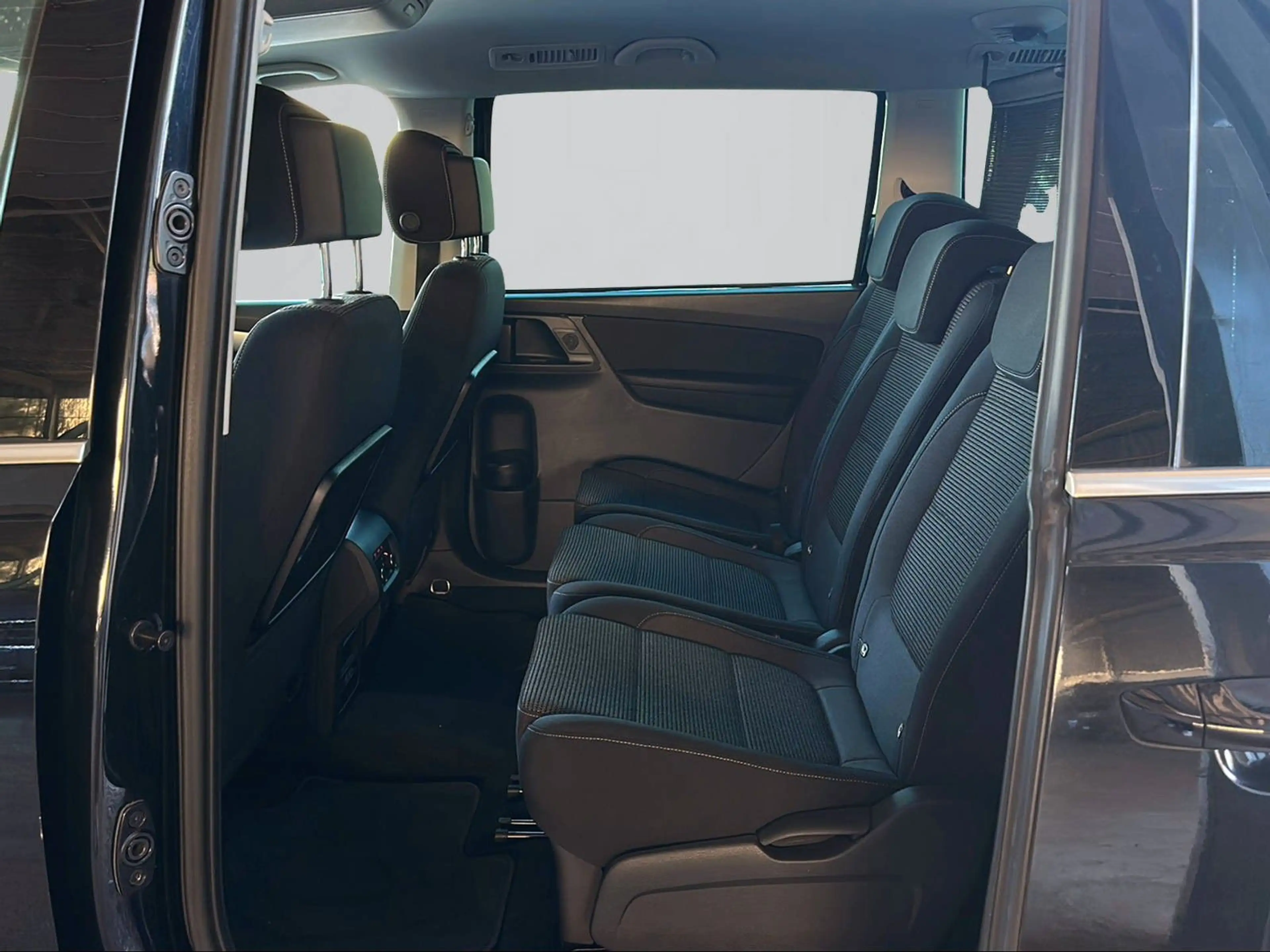 Volkswagen Sharan Comfortline | AHK | Kam | ACC | Navi — photo 9