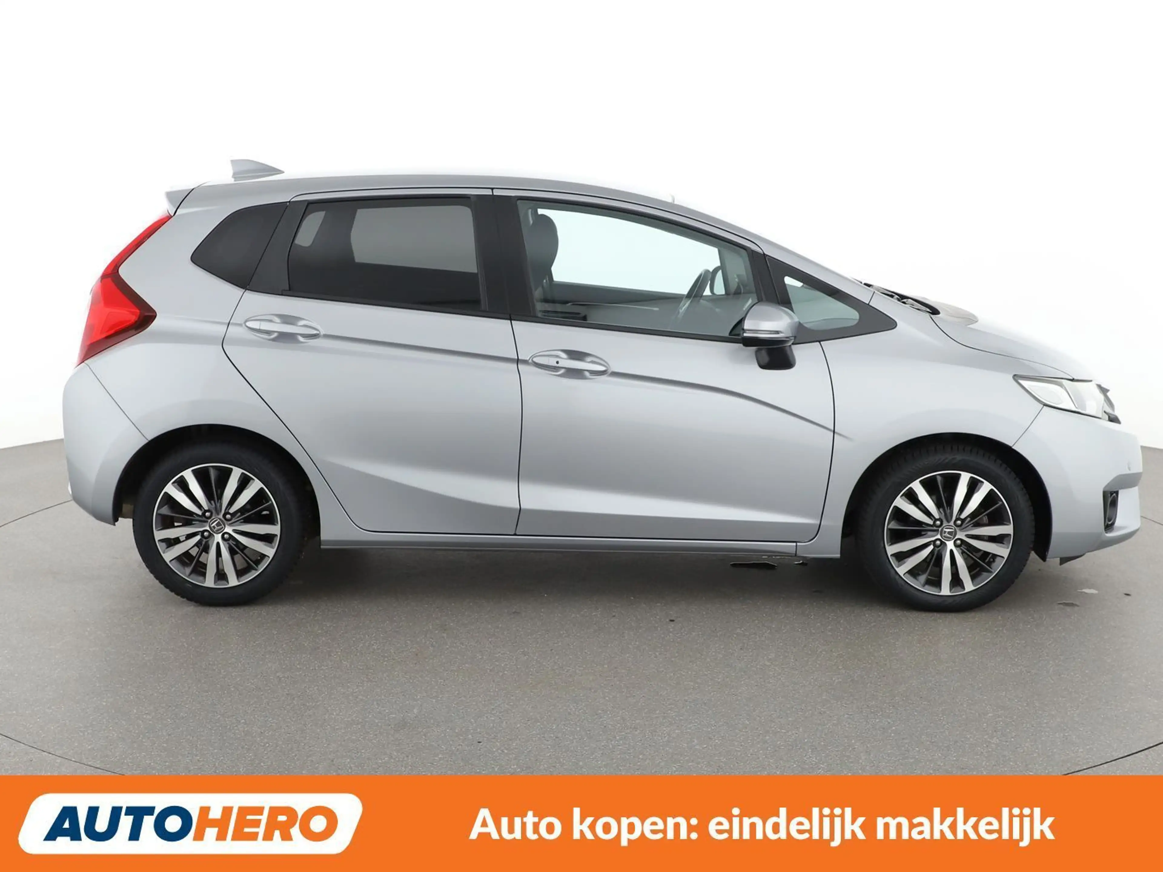 Honda Jazz 1.3 i-VTEC Elegance — photo 7