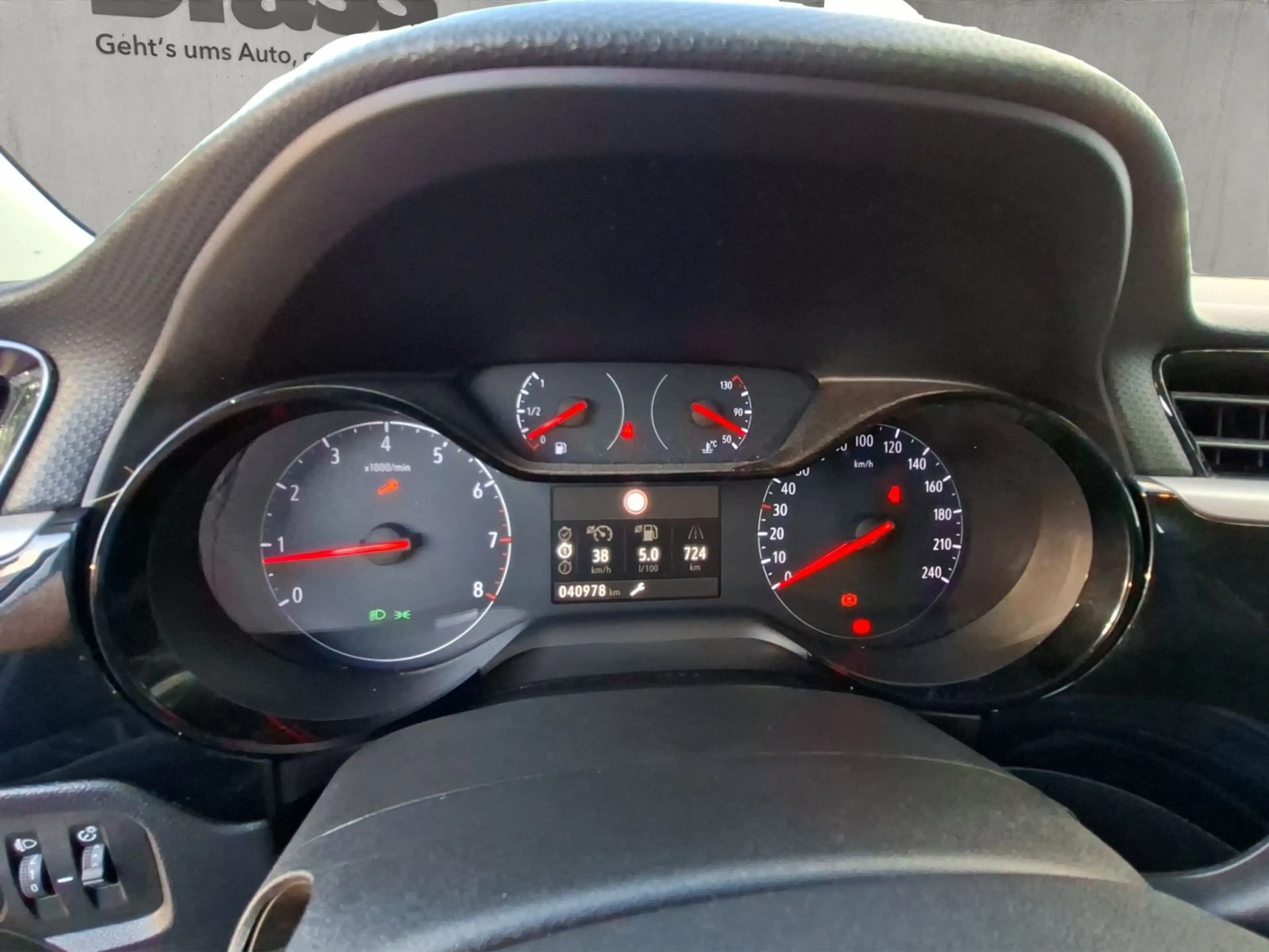 Opel Corsa 1.2 Edition — photo 11