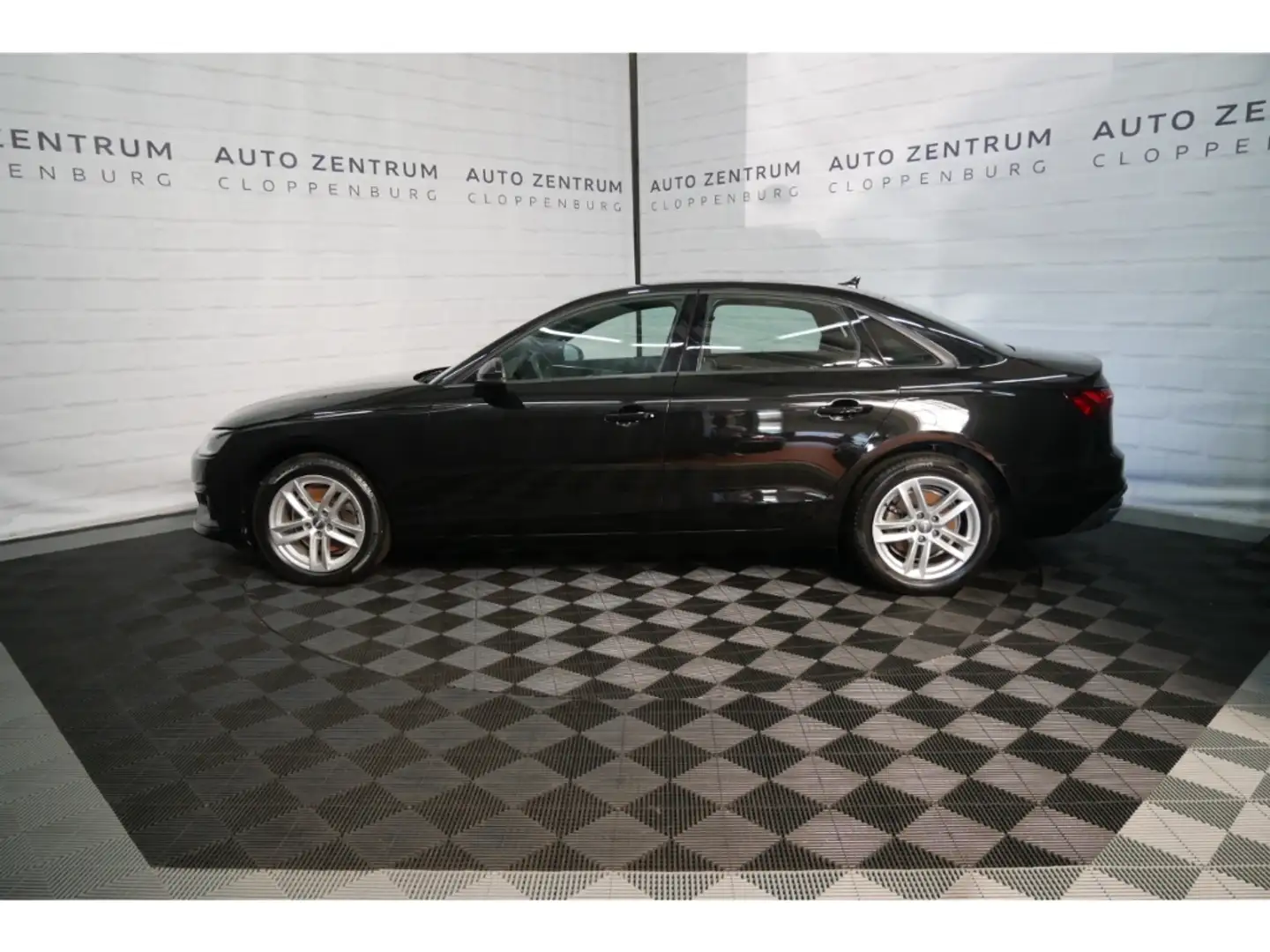 Audi A4 35 TDI LED+Navi-Touch+Leder+GSD+ACC+PDC+17'' Schwarz - 2