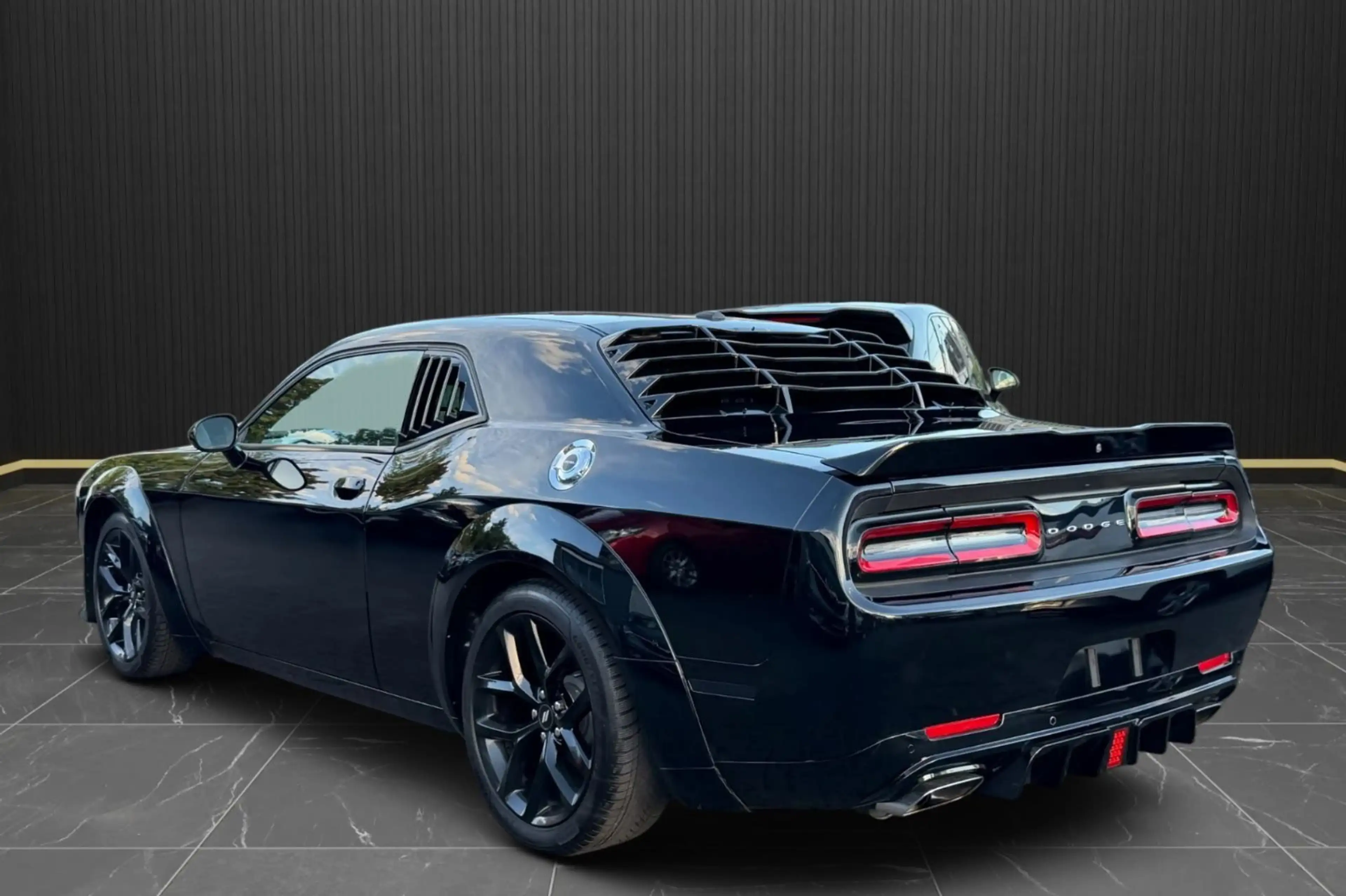 Dodge Challenger V8 5.7l Hemi *Widebody*Leder*Kamera* — photo 3