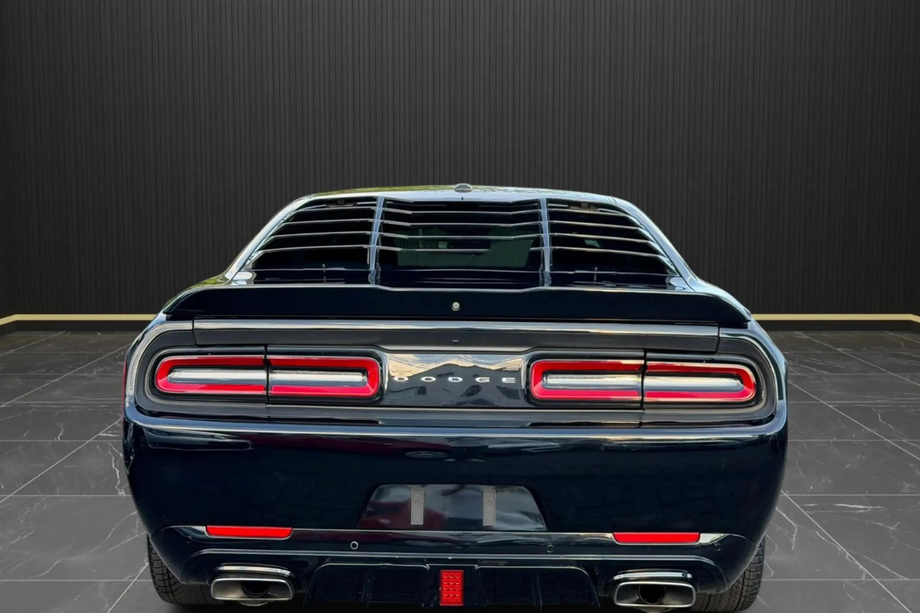 Dodge Challenger V8 5.7l Hemi *Widebody*Leder*Kamera* — photo 4