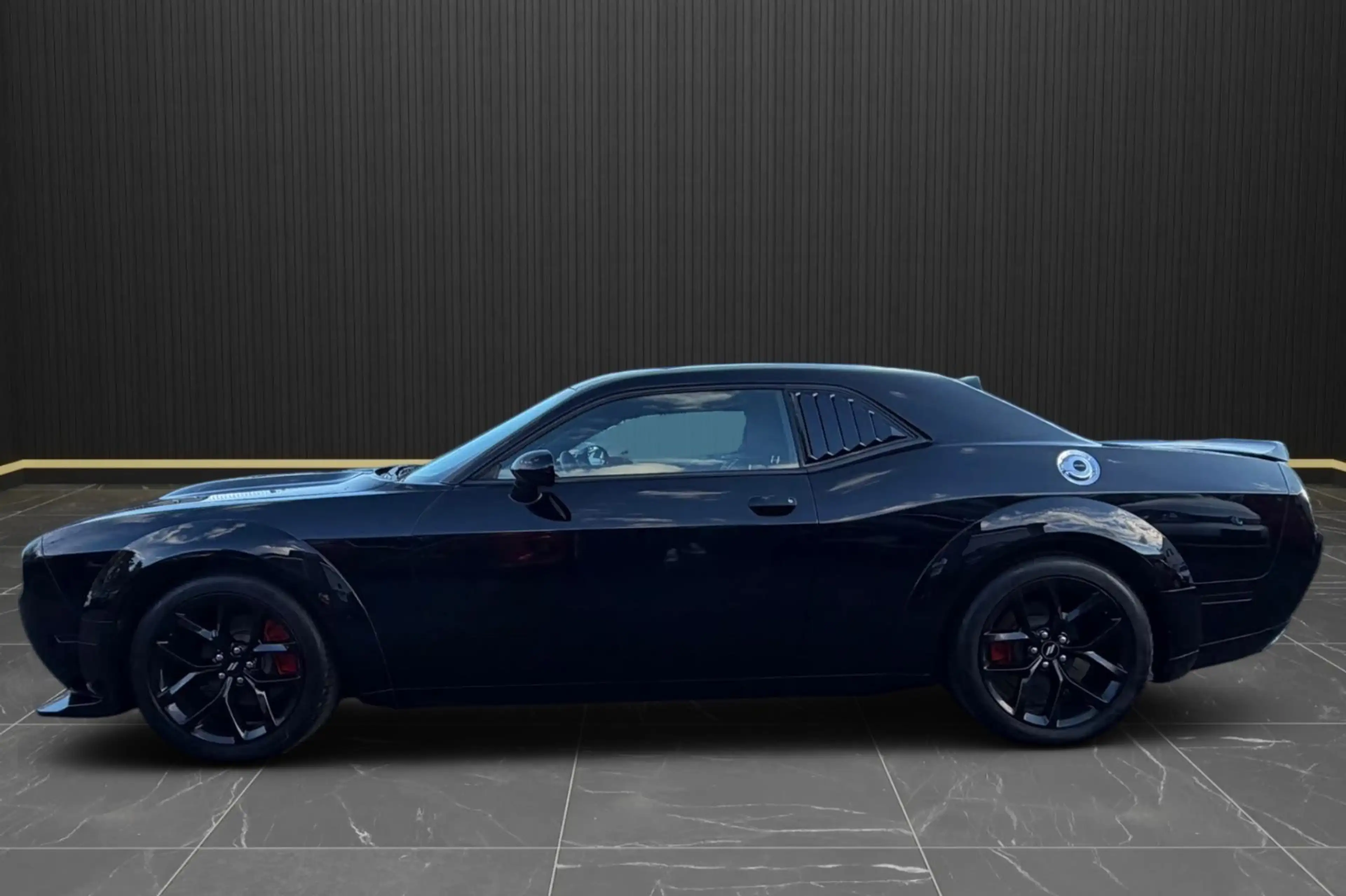 Dodge Challenger V8 5.7l Hemi *Widebody*Leder*Kamera* — photo 2