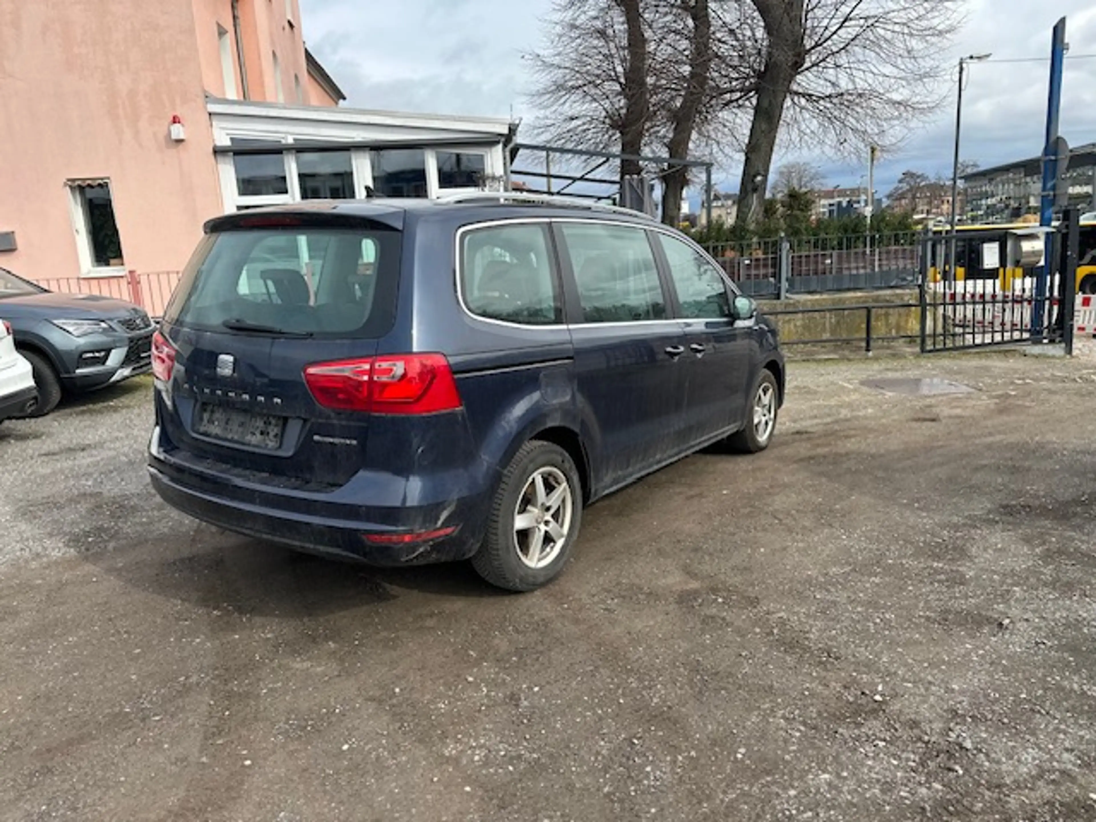 SEAT Alhambra Style 7 Sitze Automatik Navi Klima — photo 5