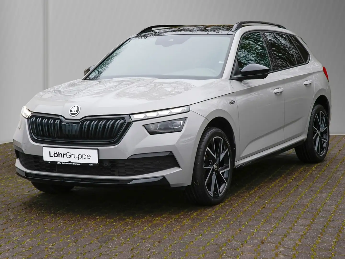 Skoda Kamiq 1.5 TSI Monte Carlo *LED*Smart-Link*PDC*Tempoma... Grau - 2