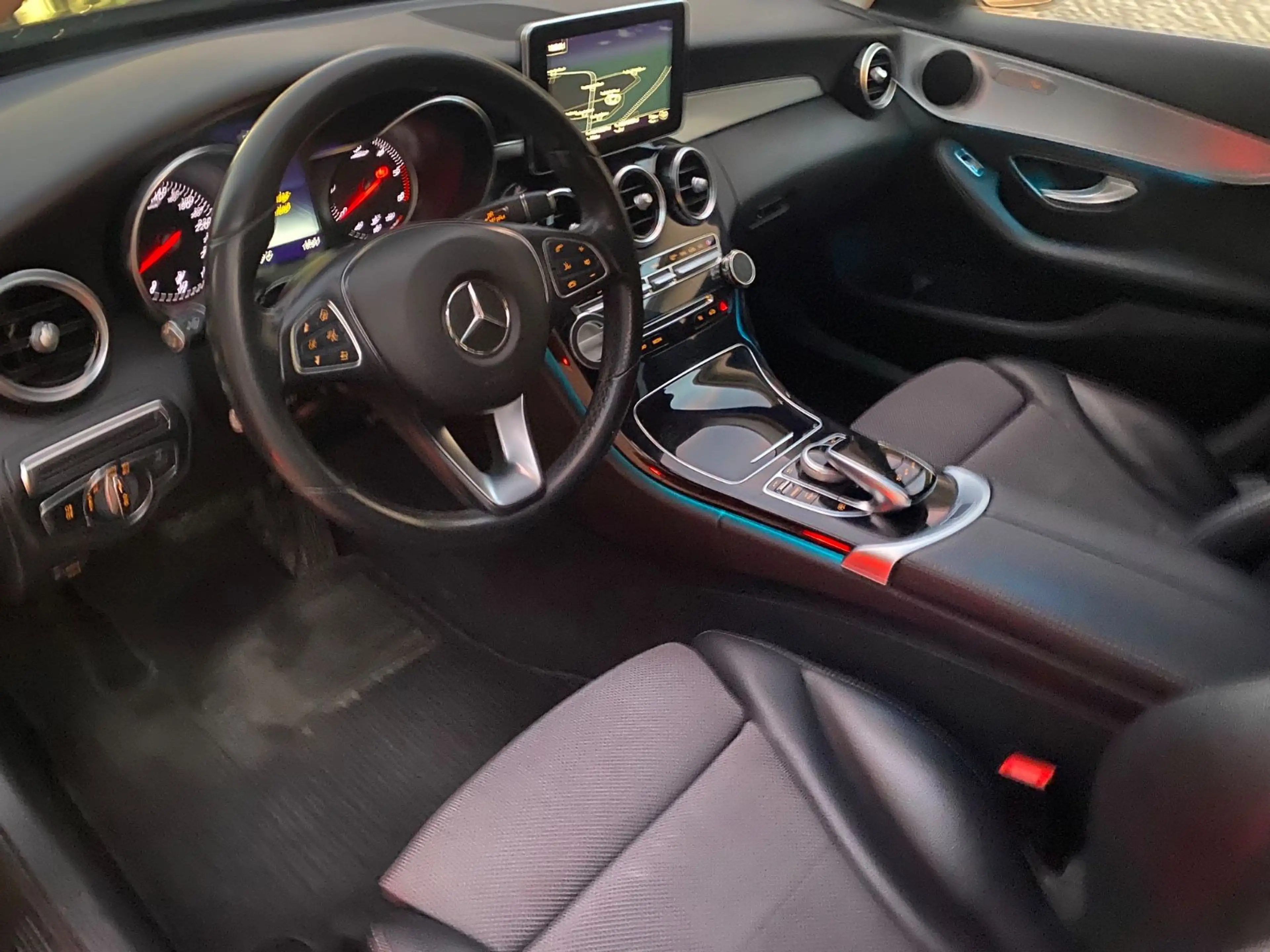 Mercedes-Benz C 220 C T-Modell C 220 BlueTec / d. Navi, LED. — photo 10