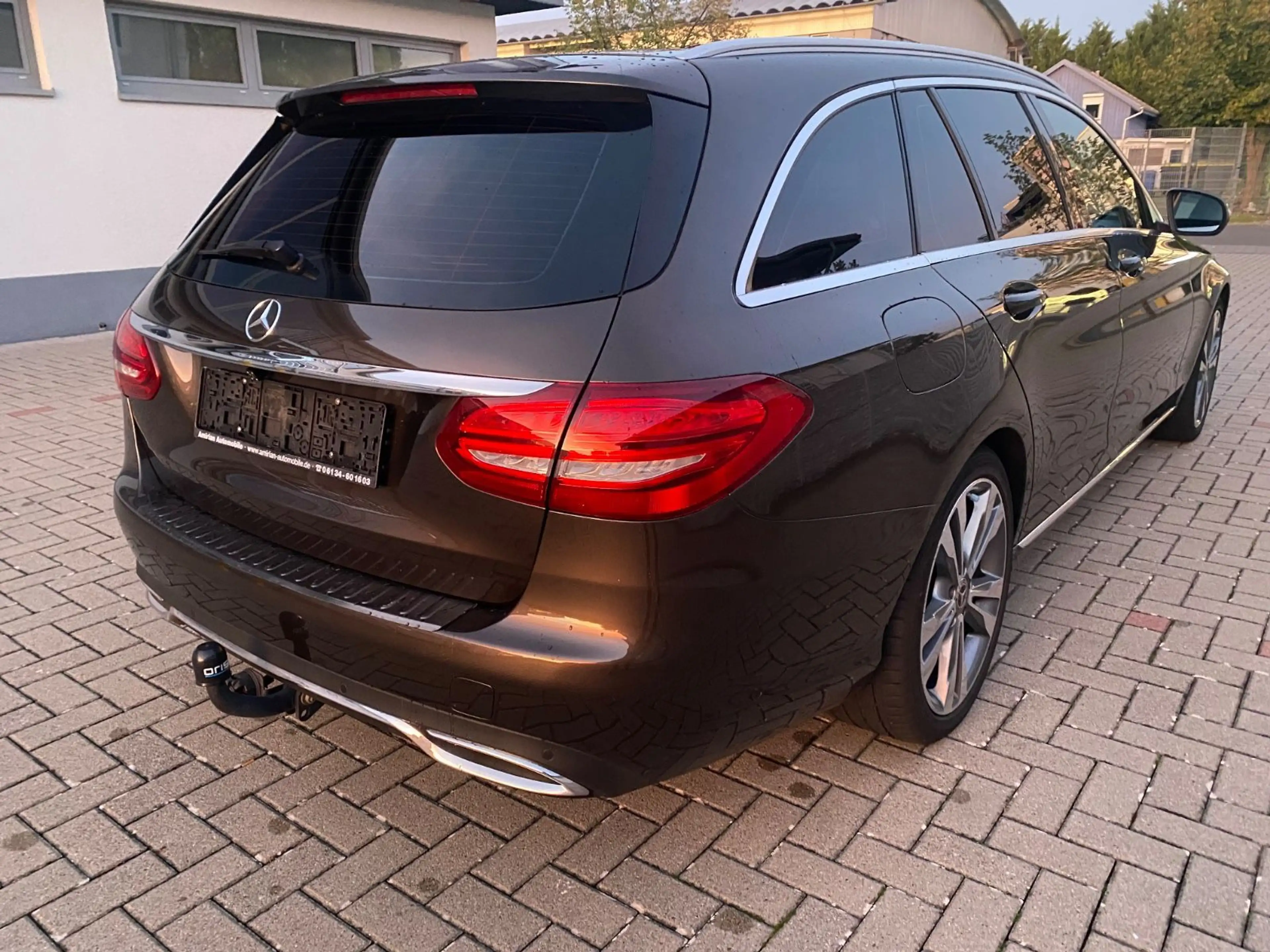 Mercedes-Benz C 220 C T-Modell C 220 BlueTec / d. Navi, LED. — photo 6