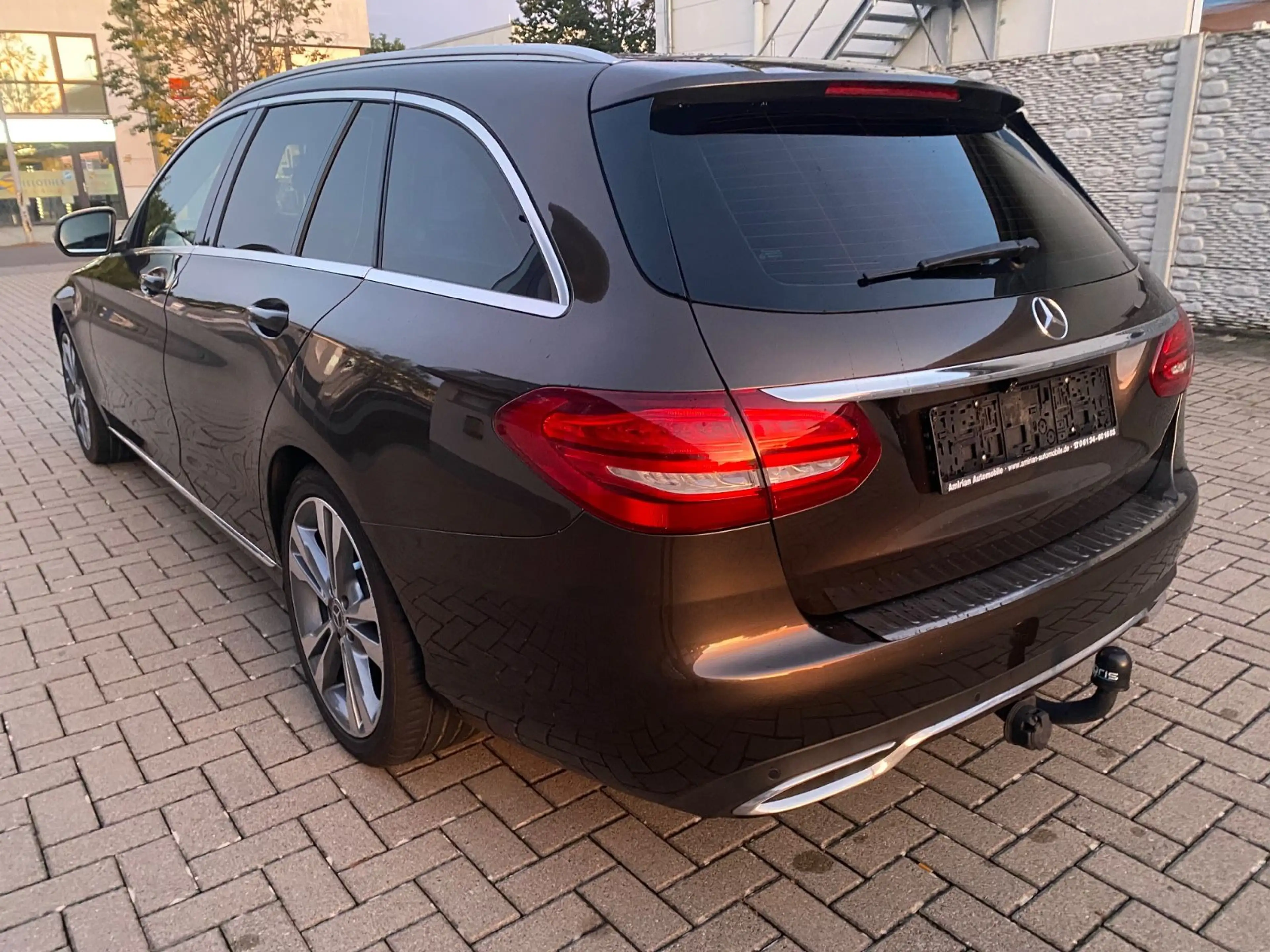 Mercedes-Benz C 220 C T-Modell C 220 BlueTec / d. Navi, LED. — photo 8