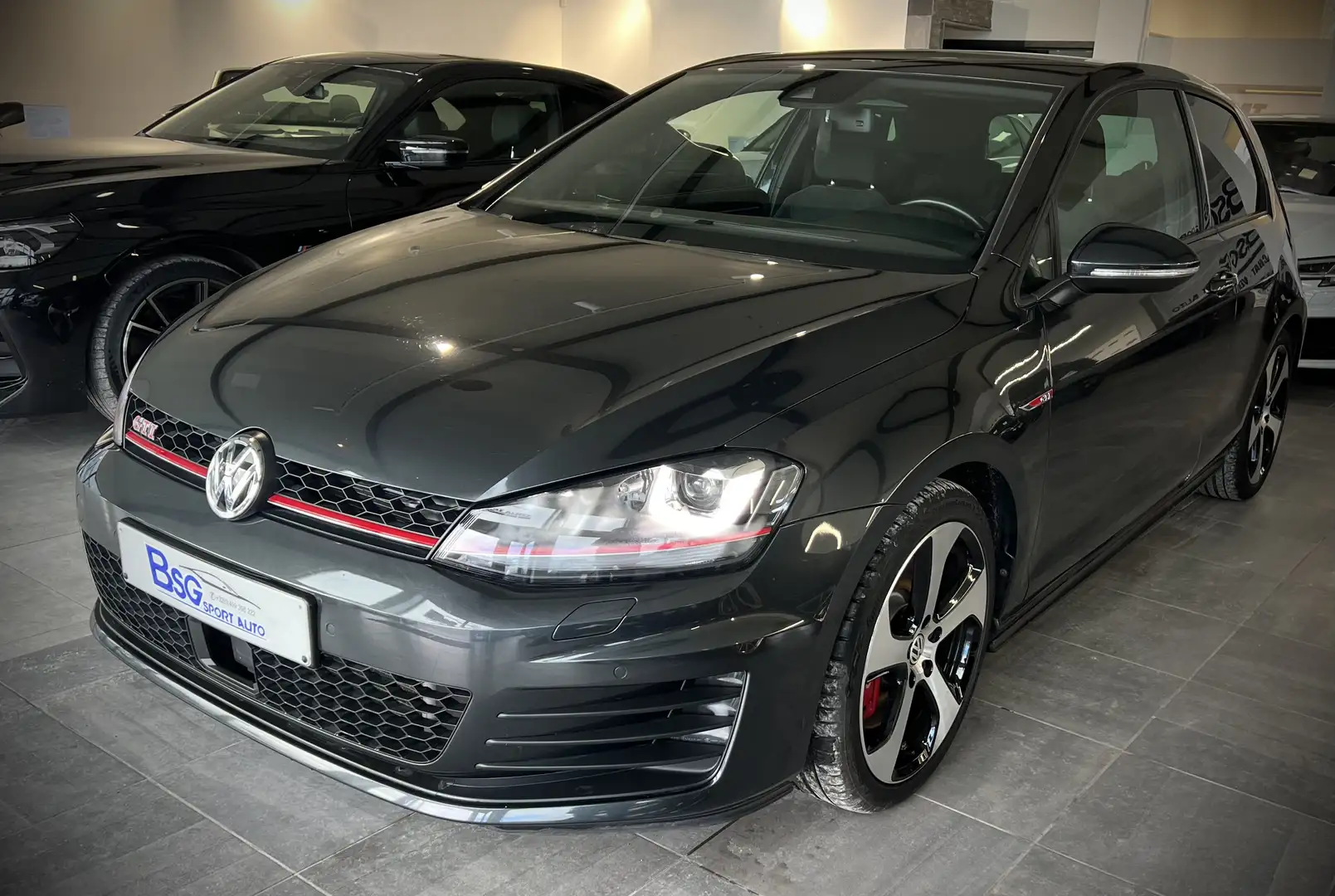 Volkswagen Golf GTI 2.0 TSI Performance*GPS*CAMERA*CLIM*LED*RADAR* Grau - 1