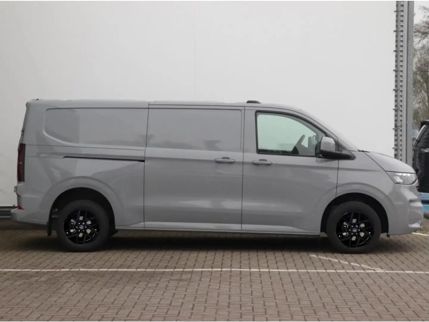 Volkswagen Transporter T7 VAN L2H1 2.0 TDI 170 BVA8 4MOTION PACK AIDE A L Gris - 2