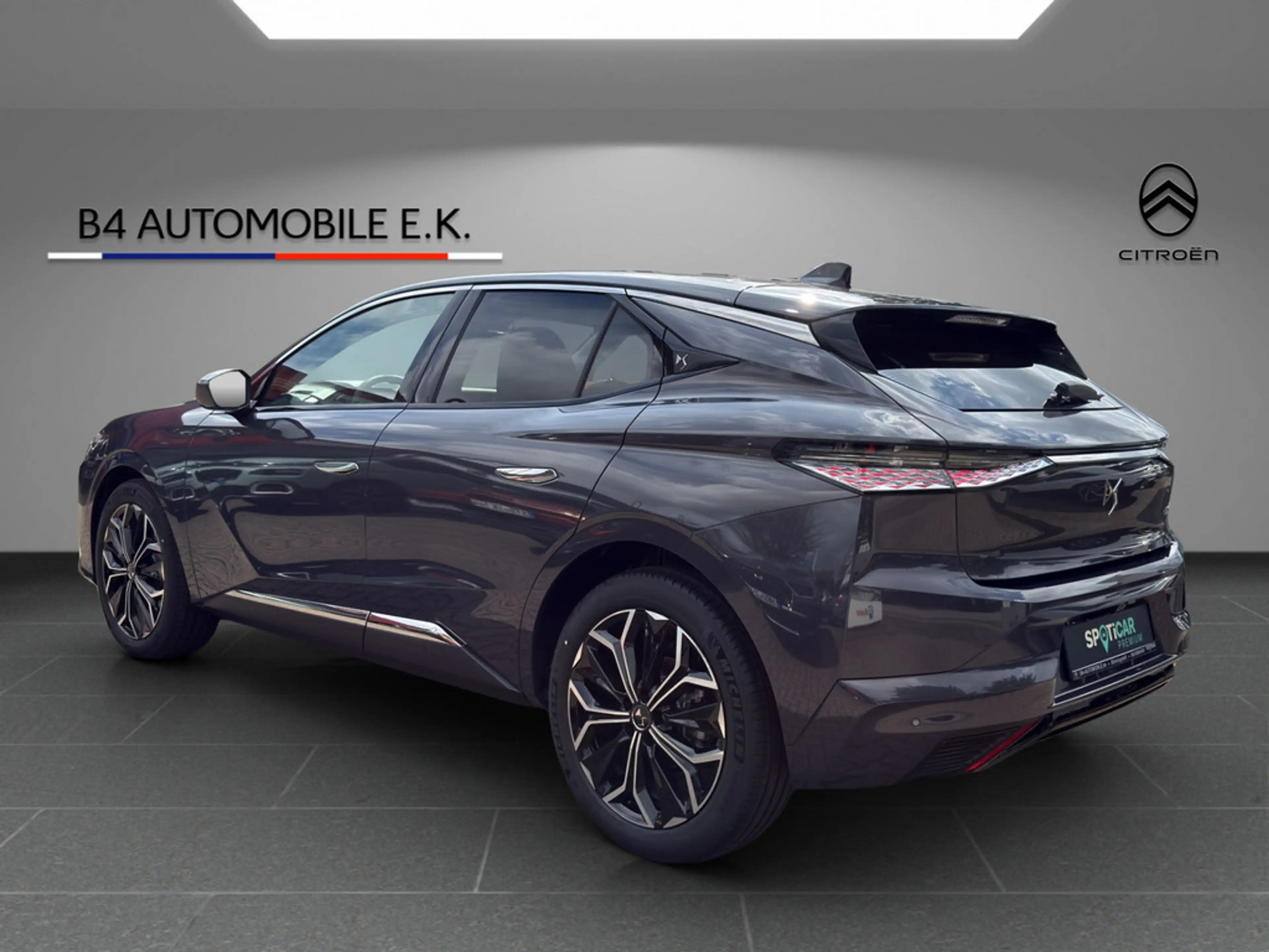 DS Automobiles DS 4 Etoile HDI 130 EAT8 NAVI LED HUD *AHK* — photo 7
