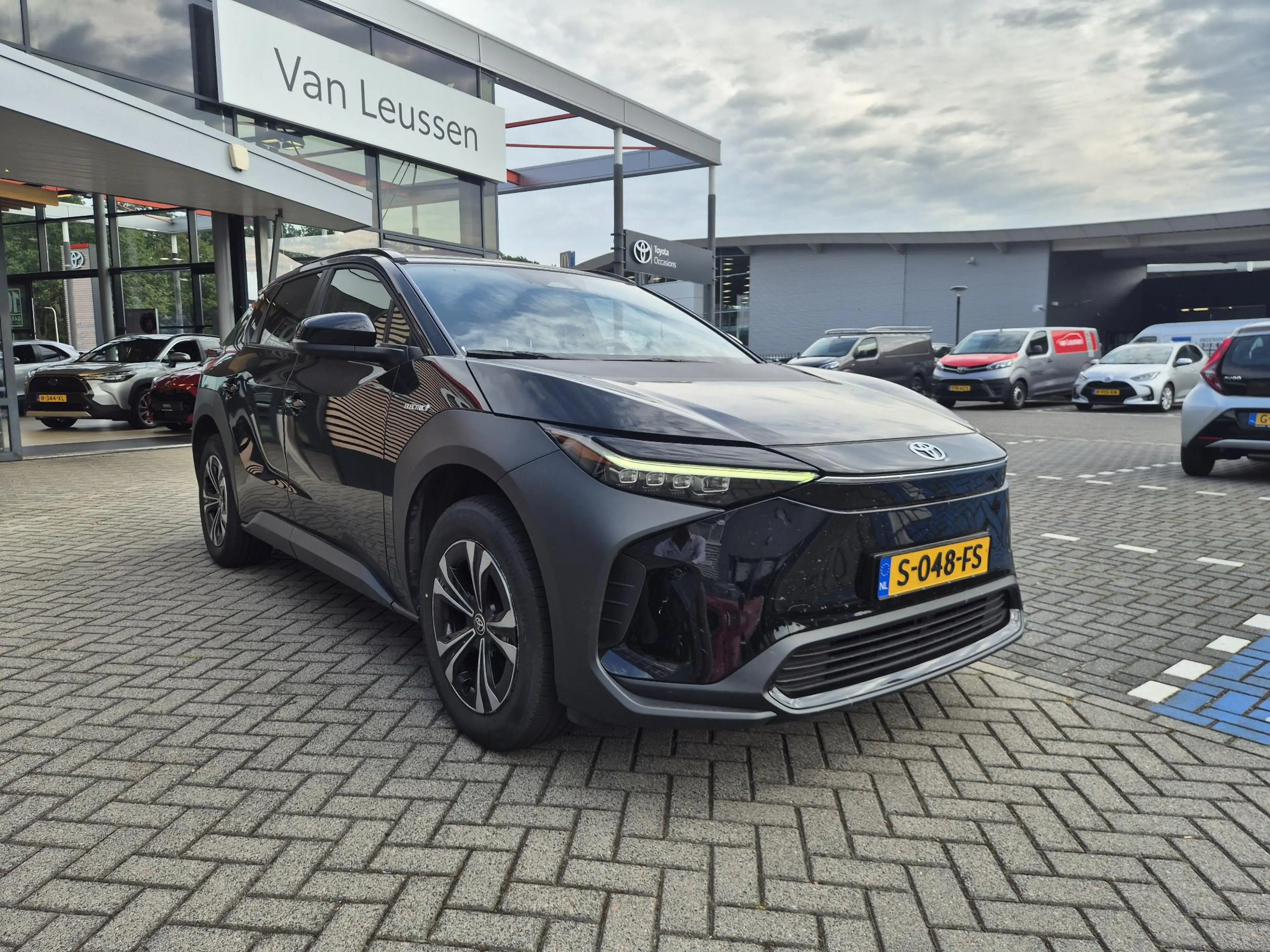 Toyota bZ4X Launch Edition 71 kWh CAMERA ADAPTIVE CRUISE — photo 5
