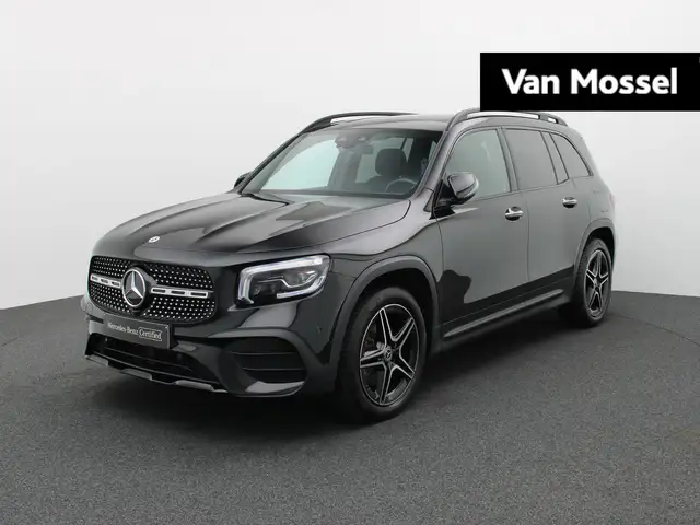 Mercedes-Benz GLB 200 AMG LINE + PANORAMISCH DAK + CARPLAY + CAMERA + 1Y