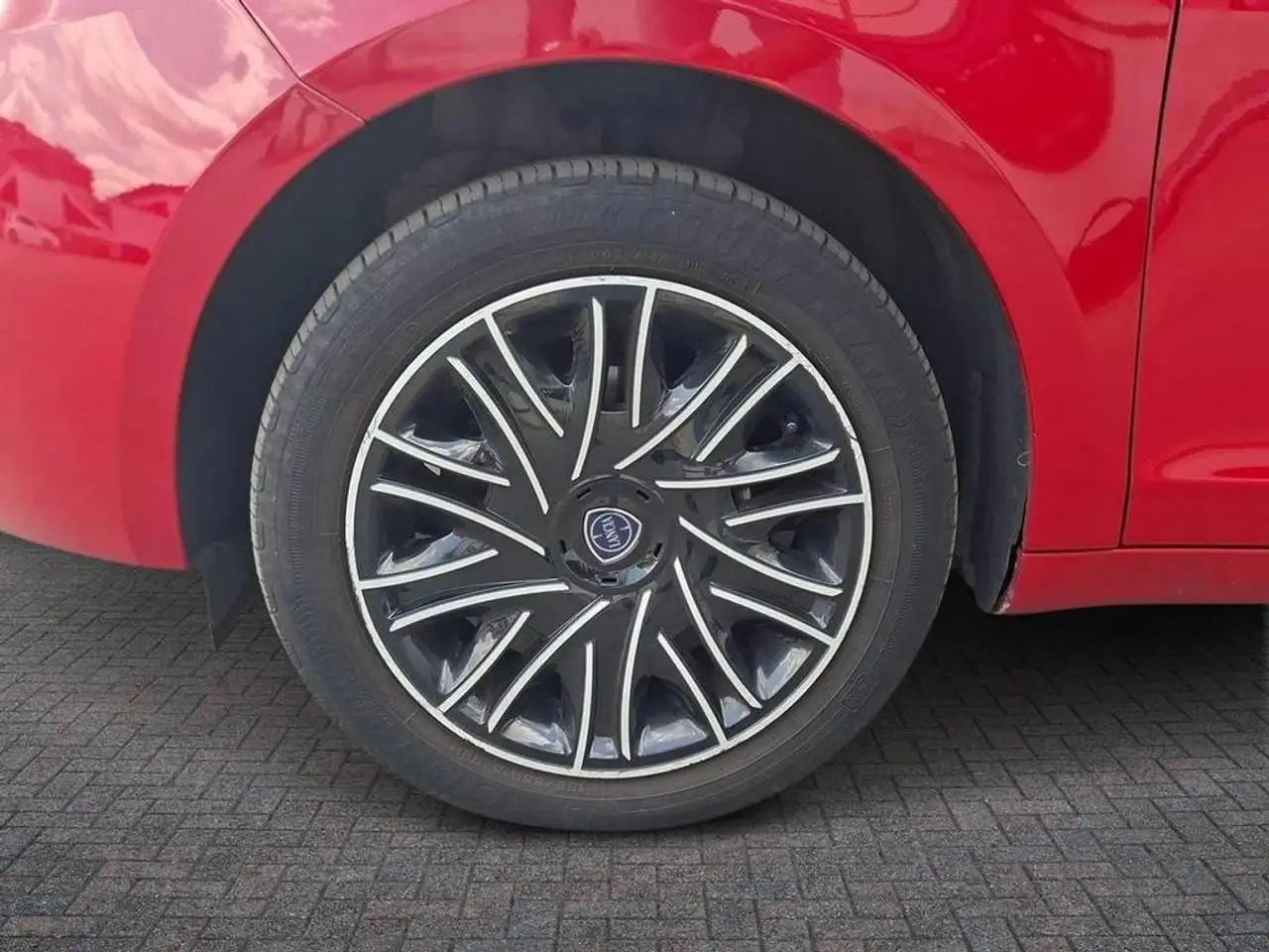 Lancia Ypsilon 2021