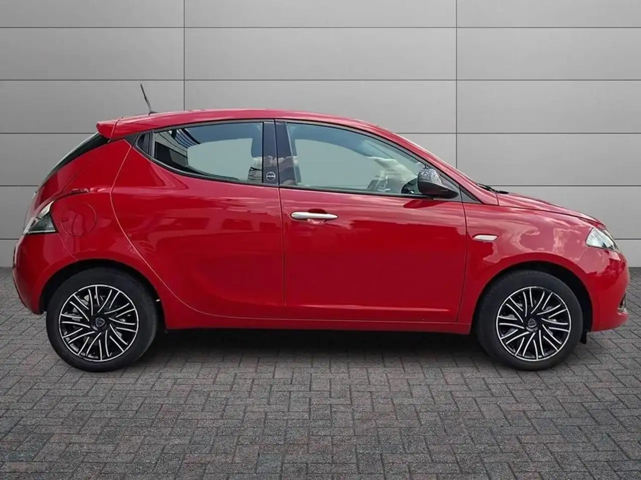 Lancia Ypsilon 2021