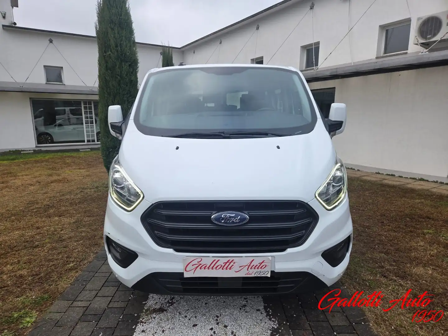 Ford Transit Custom 2.0 130cv Combi 9 POSTI + IVA Blanc - 2