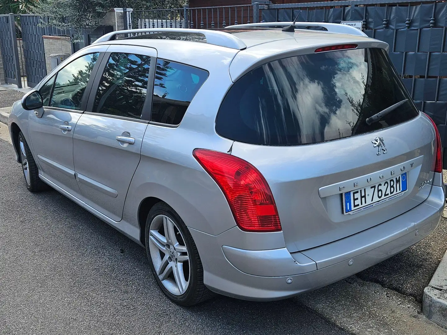 Peugeot 308 308 SW 1.6 hdi 8v Sportium Ciel 112cv Argento - 2