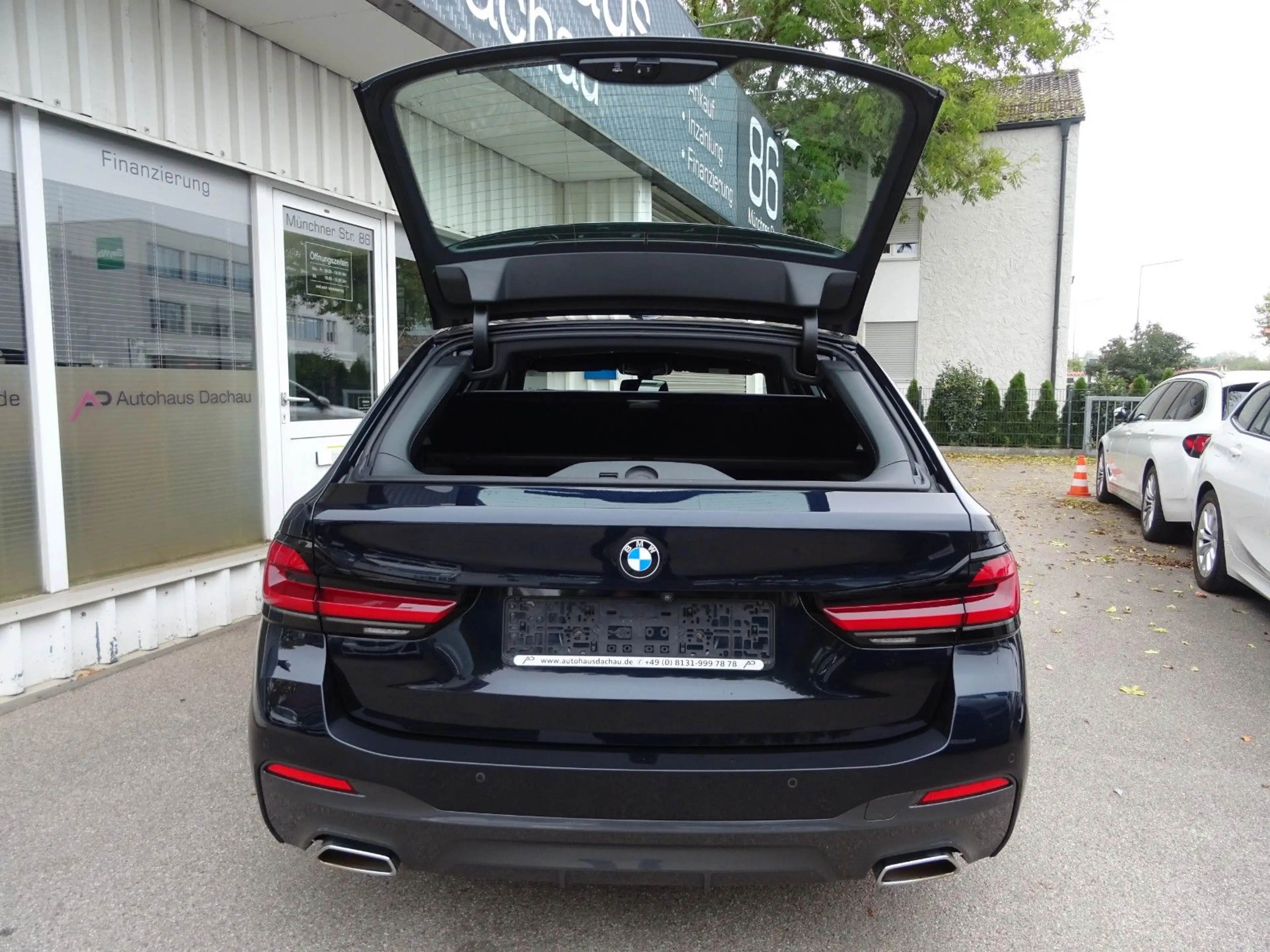 BMW 520 d Touring Aut M Sportpaket Navi Leder LED — photo 5