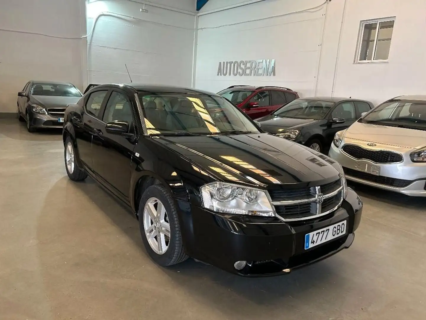 Dodge Avenger 2.0 CRD SE Schwarz - 1