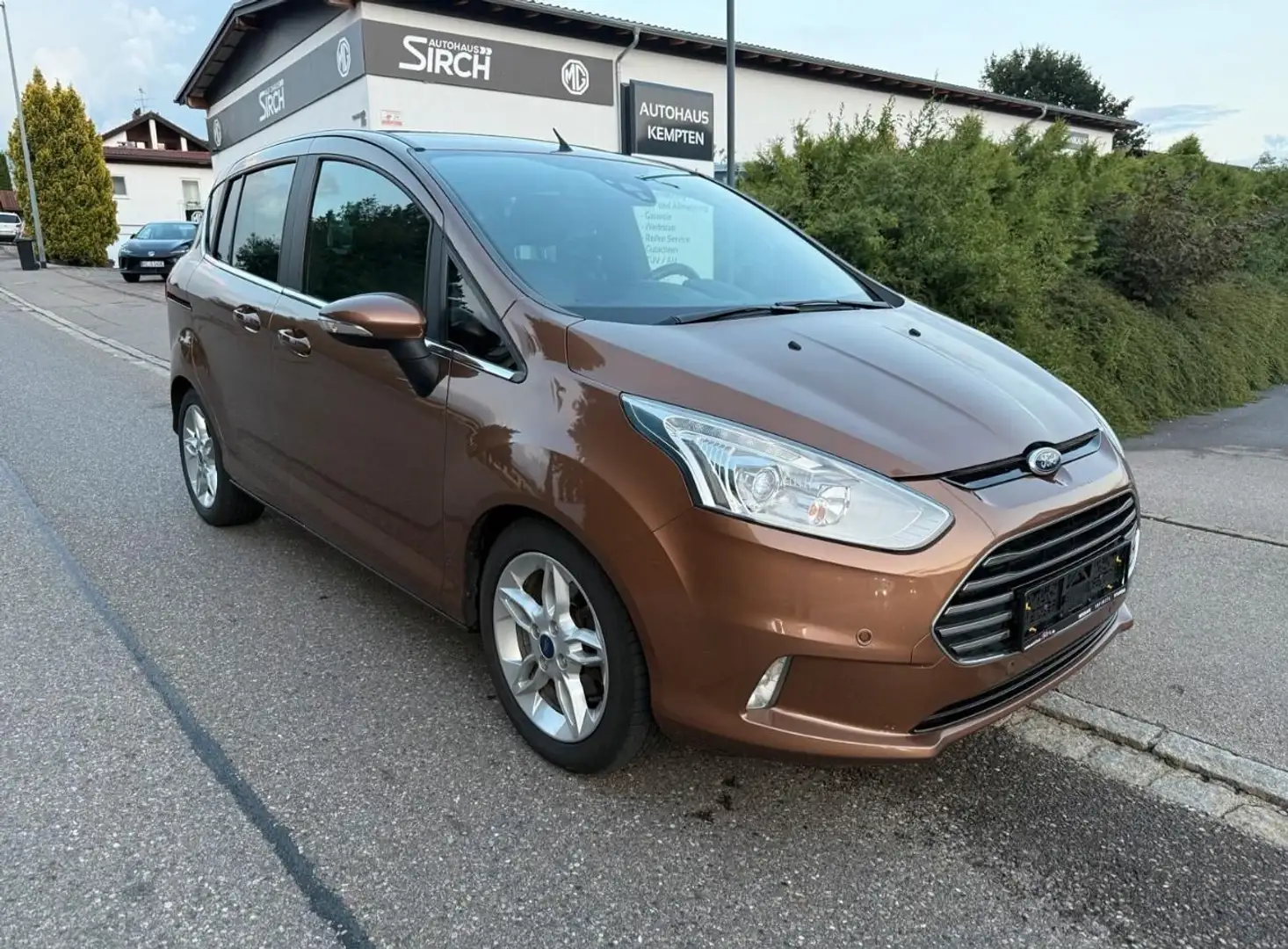 Ford B-Max B-MAX Individual NAVI/PANO/LEDER/2.Hd/TÜV-NEU - 1
