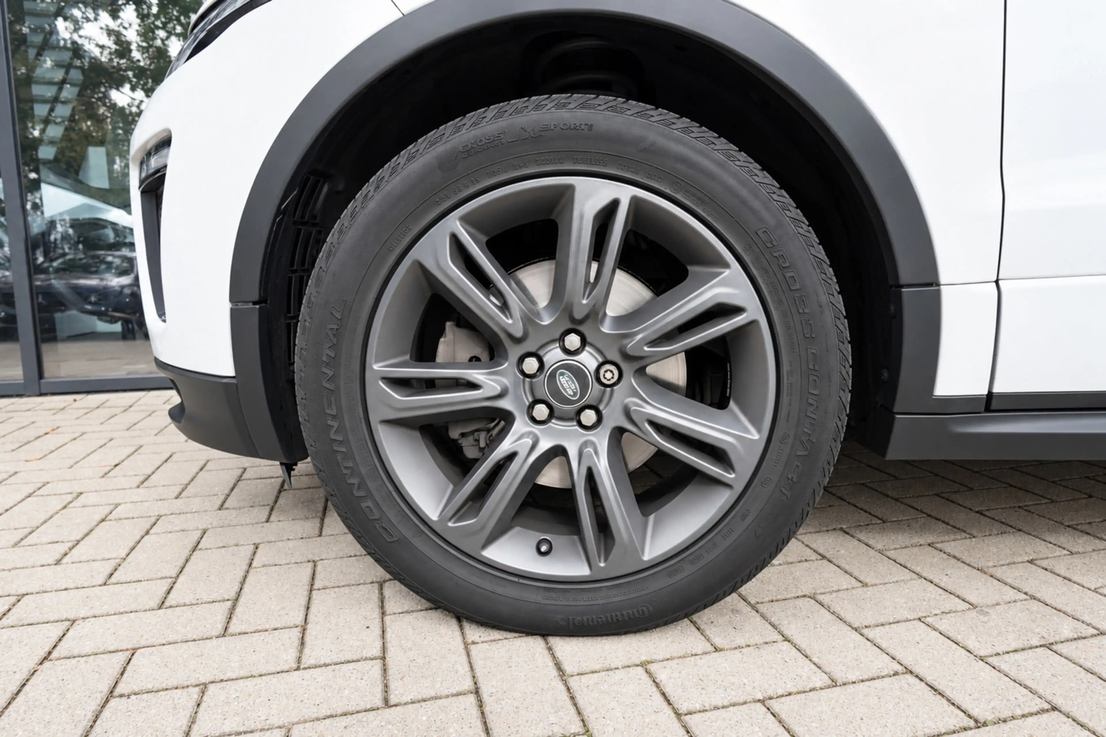 Land Rover Range Rover Evoque 2.0 TD4 SE Dynamic PANO KEYLESS CAM — photo 10