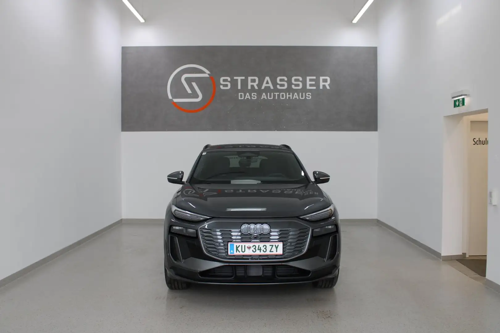 Audi Q6 e-tron e-tron quattro Grau - 2