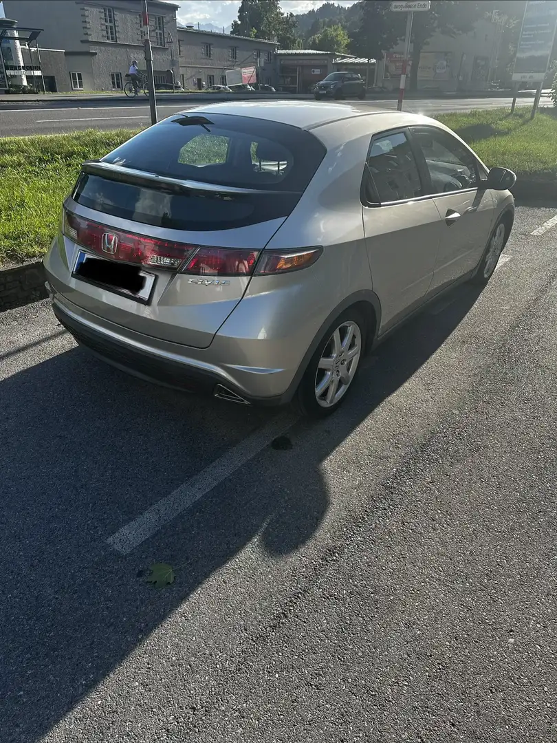 Honda Civic 1.8i-VTEC Sport Silber - 2