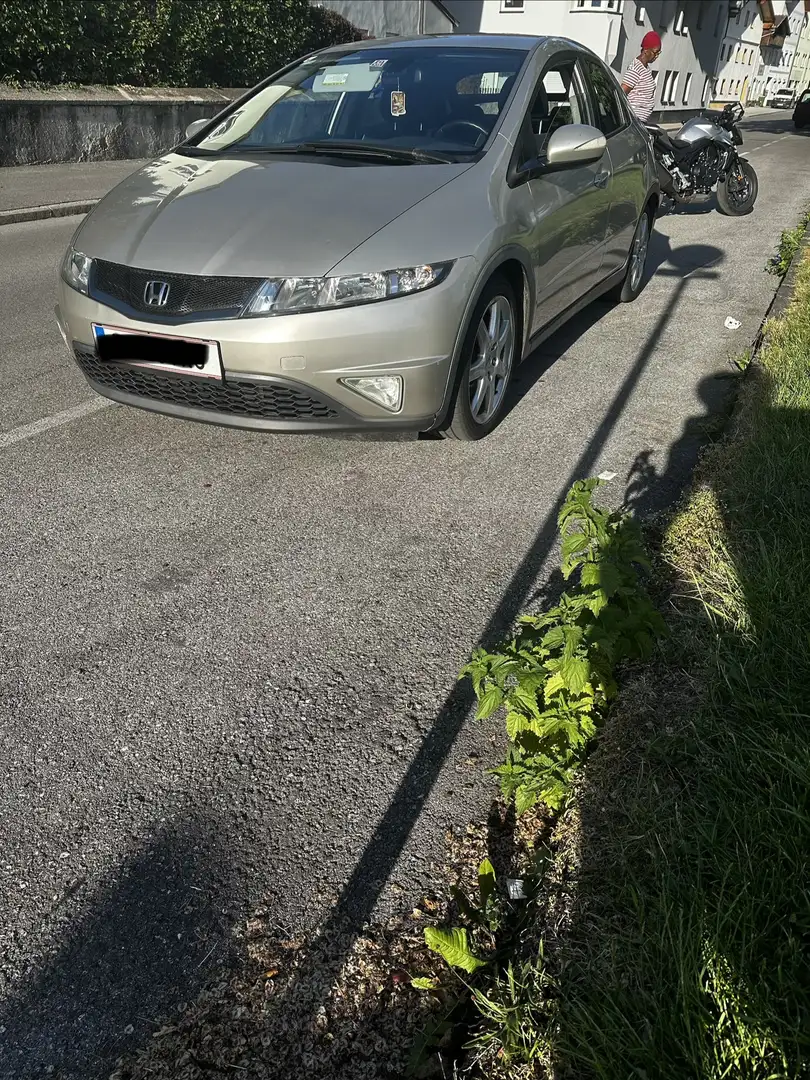 Honda Civic 1.8i-VTEC Sport Silber - 1