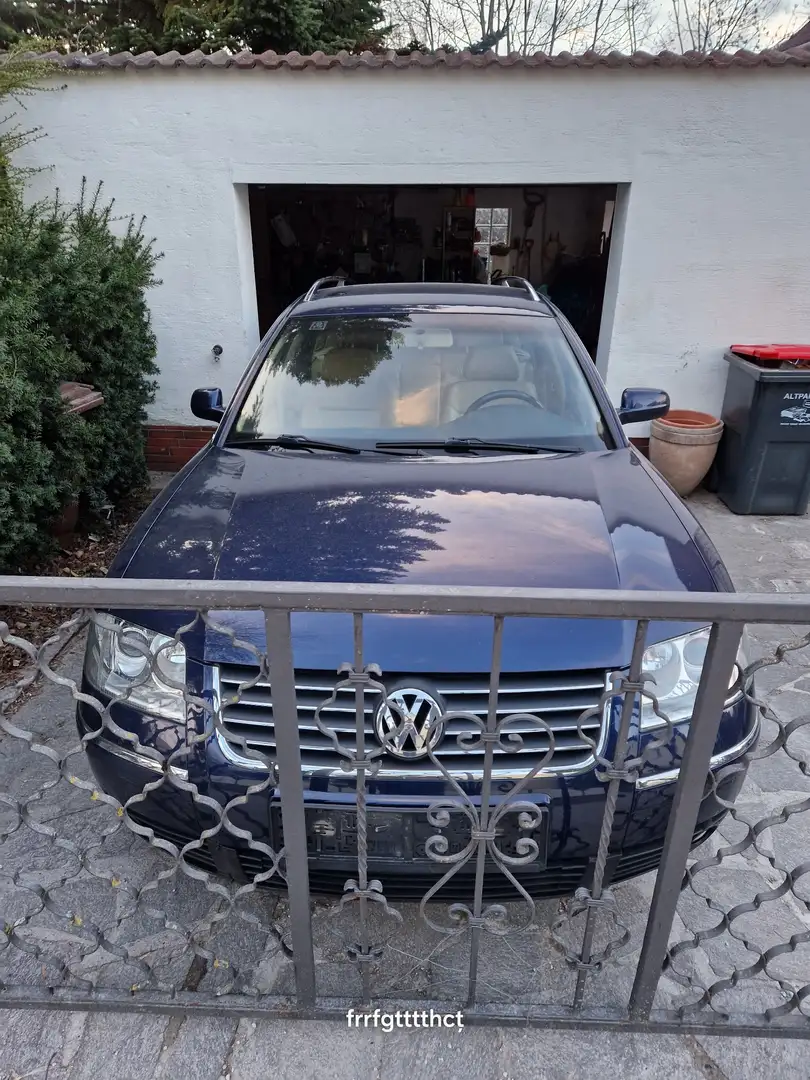 Volkswagen Passat 1.9 TDI Highline - 1