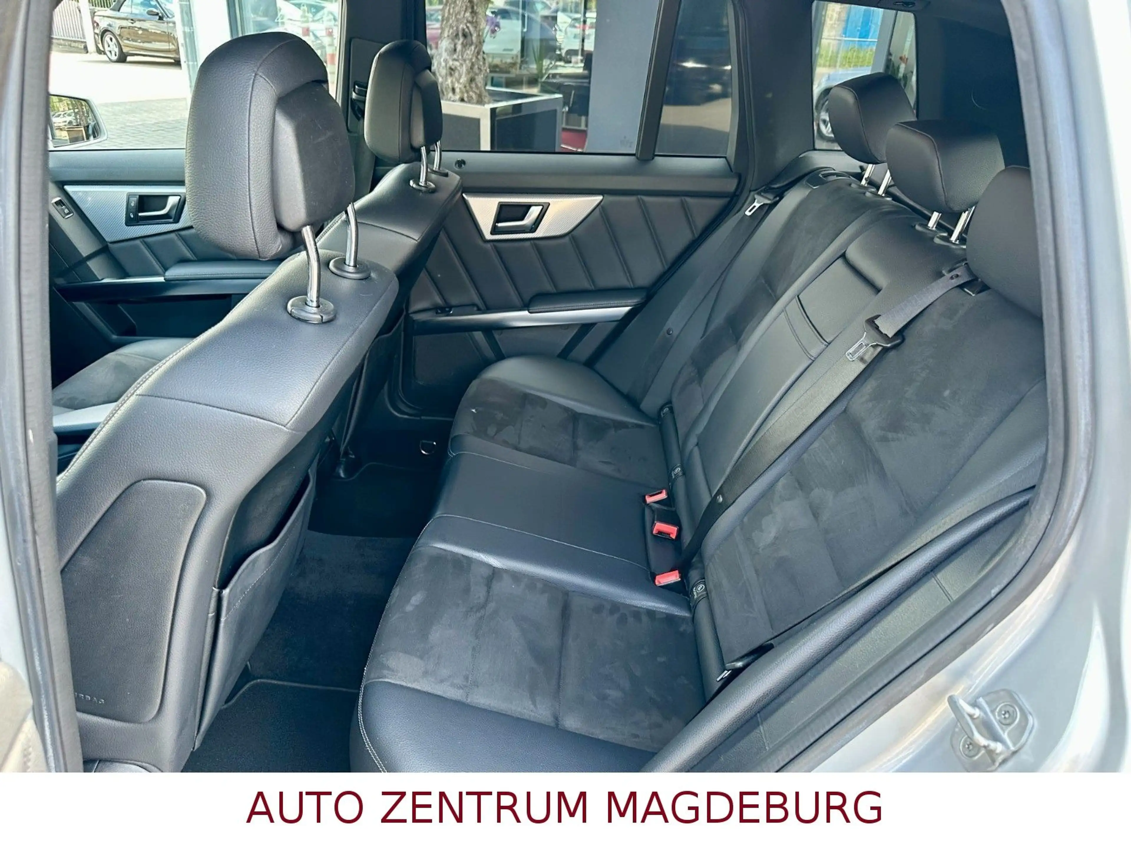 Mercedes-Benz GLK 250 GLK250 CDI BlueTec 4Matic*AUTOMATIK*TEMPO*NAVI* — photo 15