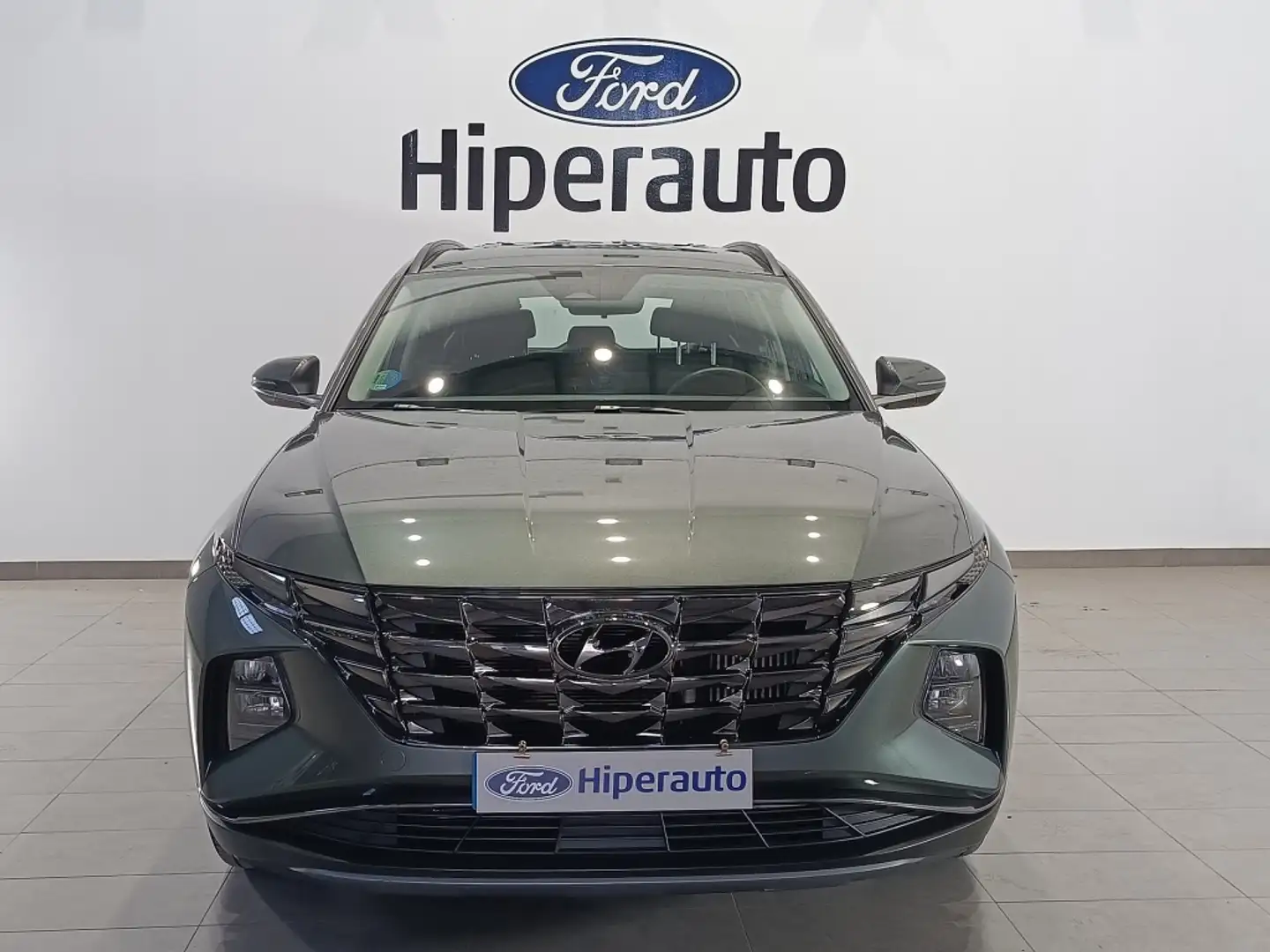 Hyundai TUCSON 1.6 TGDI 48V Maxx 4x2 Gris - 2