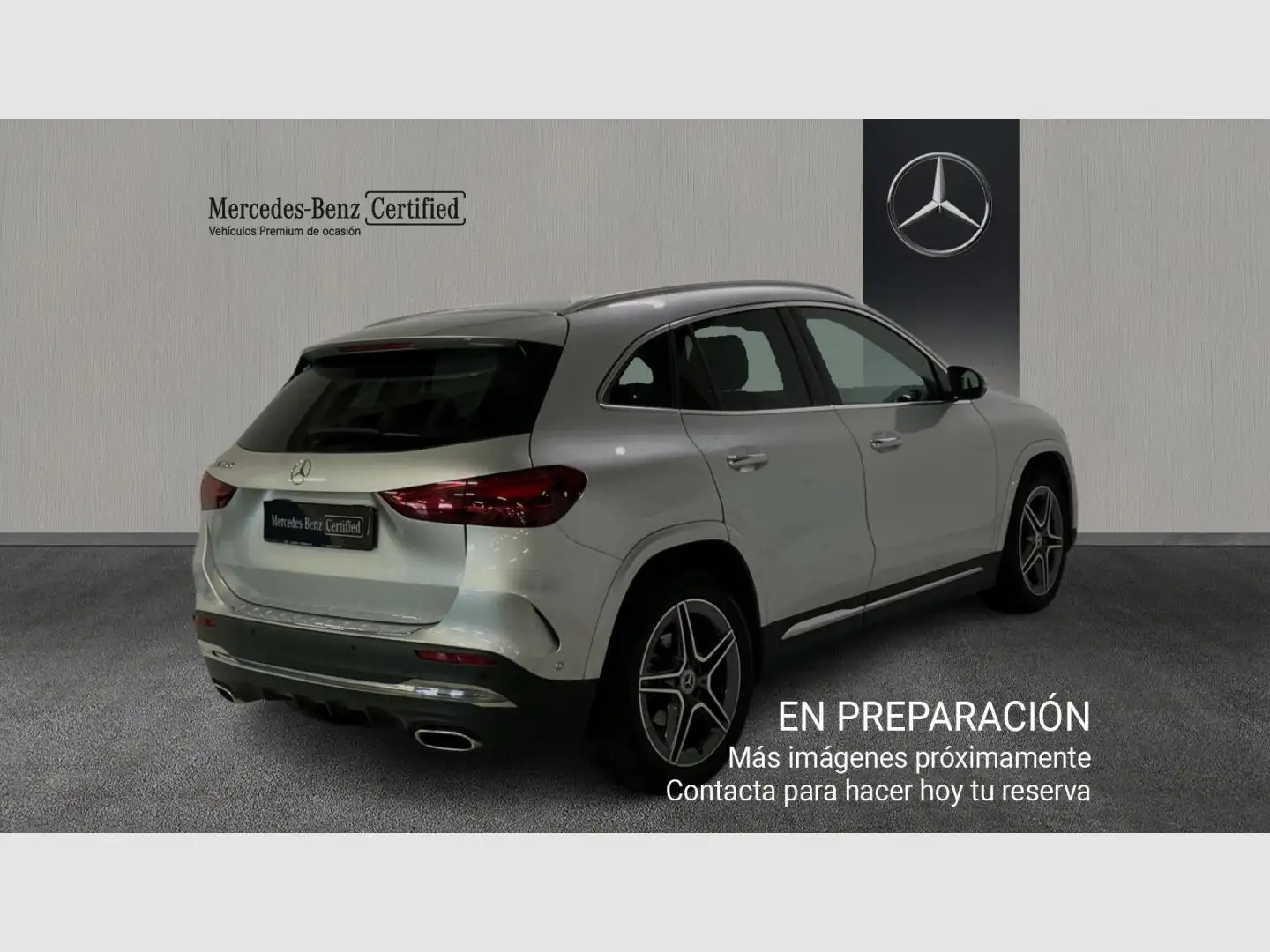 Mercedes-Benz GLA 200 Plateado - 2