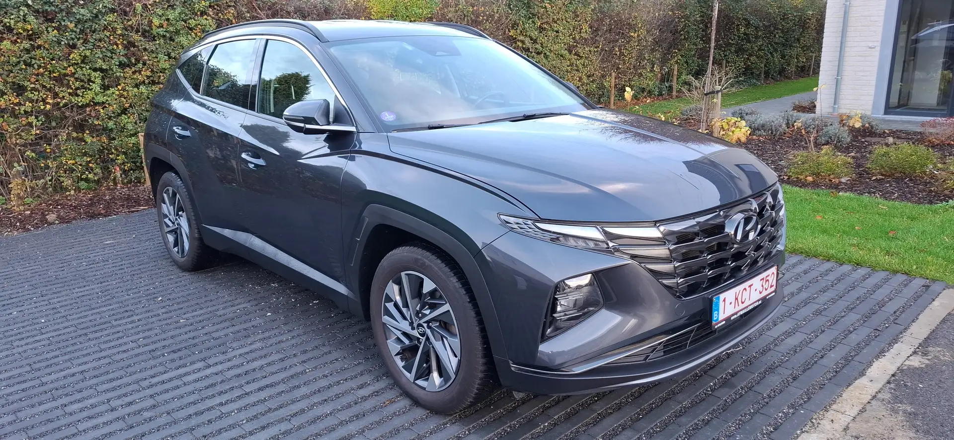 Hyundai TUCSON 1.6 T-GDi version COMFORT (NX4E) Grijs - 2