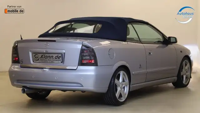Opel Astra view 9