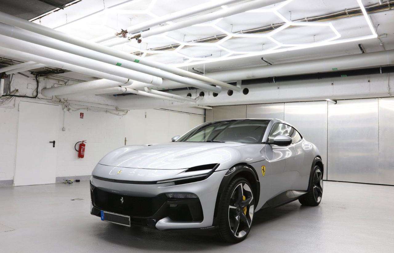 Ferrari Purosangue Purosangue