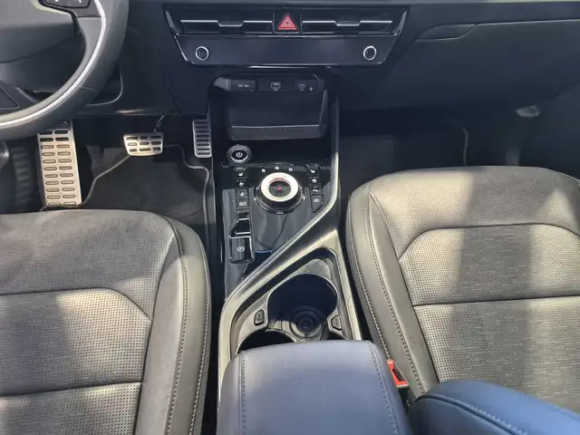 Kia E-Niro view 12
