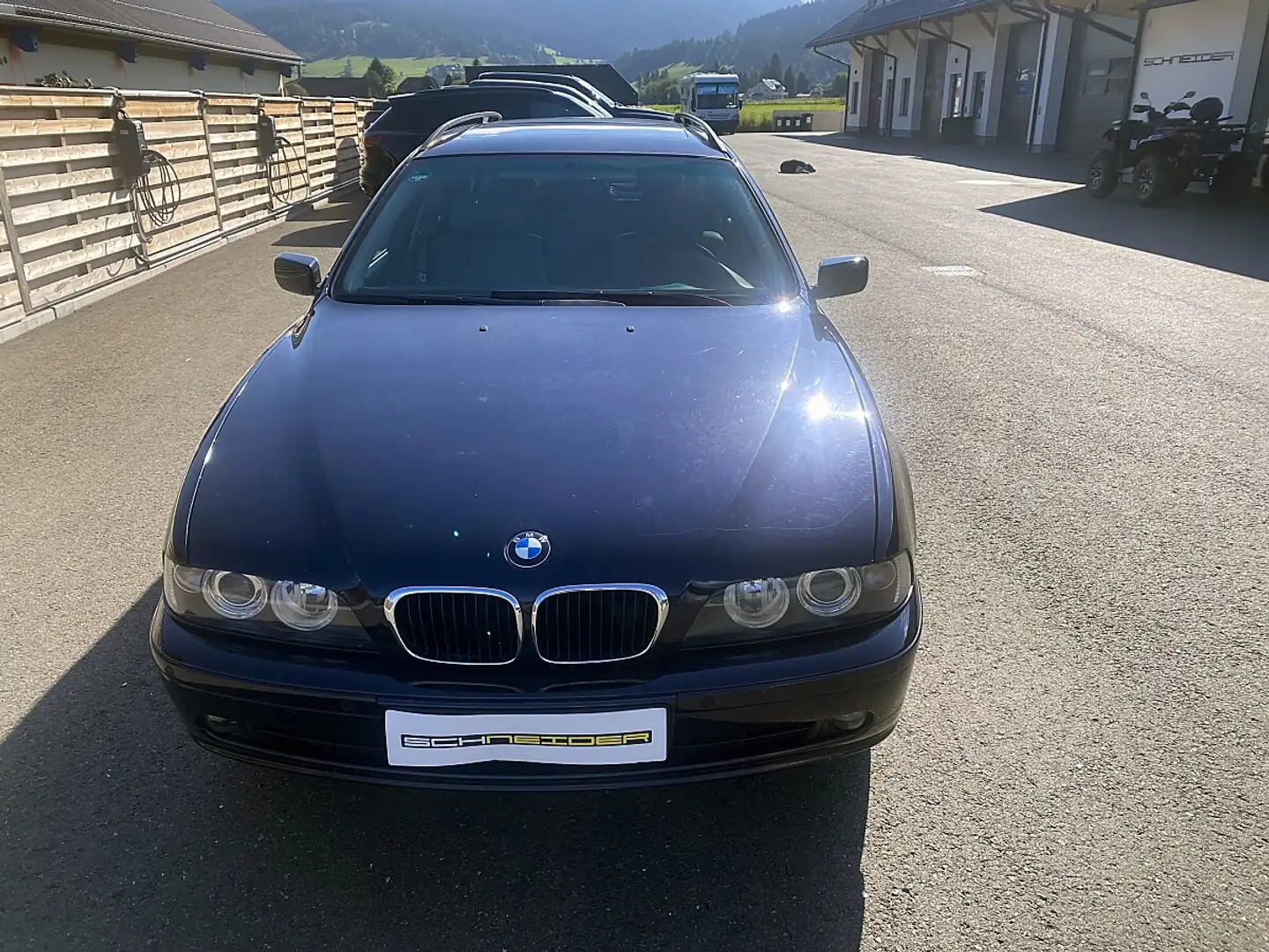 BMW 520 i touring* 6 ZYLINDER* VOLL FAHRBEREIT Blau - 2