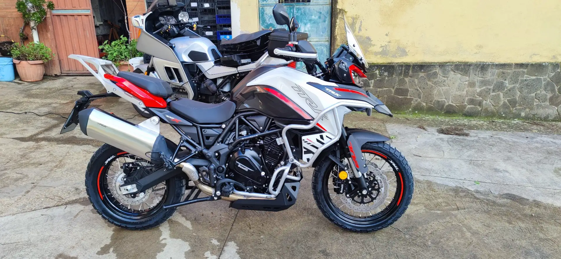 Benelli TRK 702 X Bianco - 2