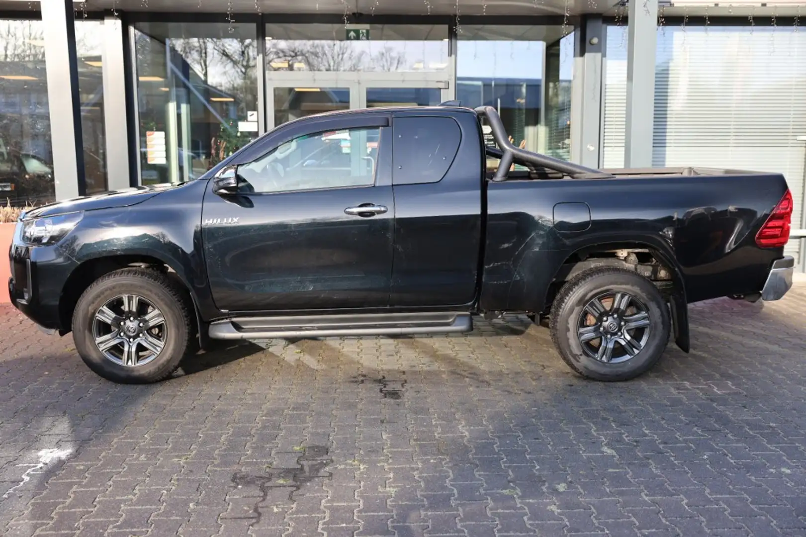 Toyota Hilux 2.4 D-4D X-TRA CAB PROFESSIONAL A/T 4WD VAN Noir - 2