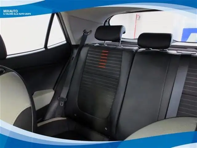 Kia Stonic view 11