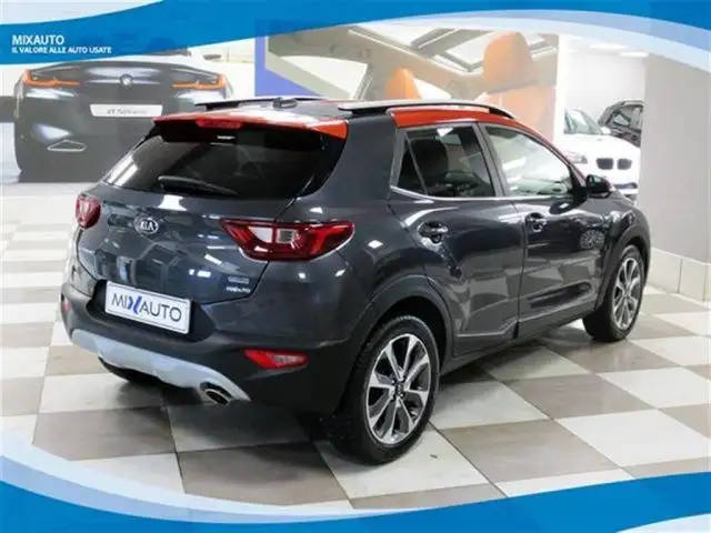 Kia Stonic view 2