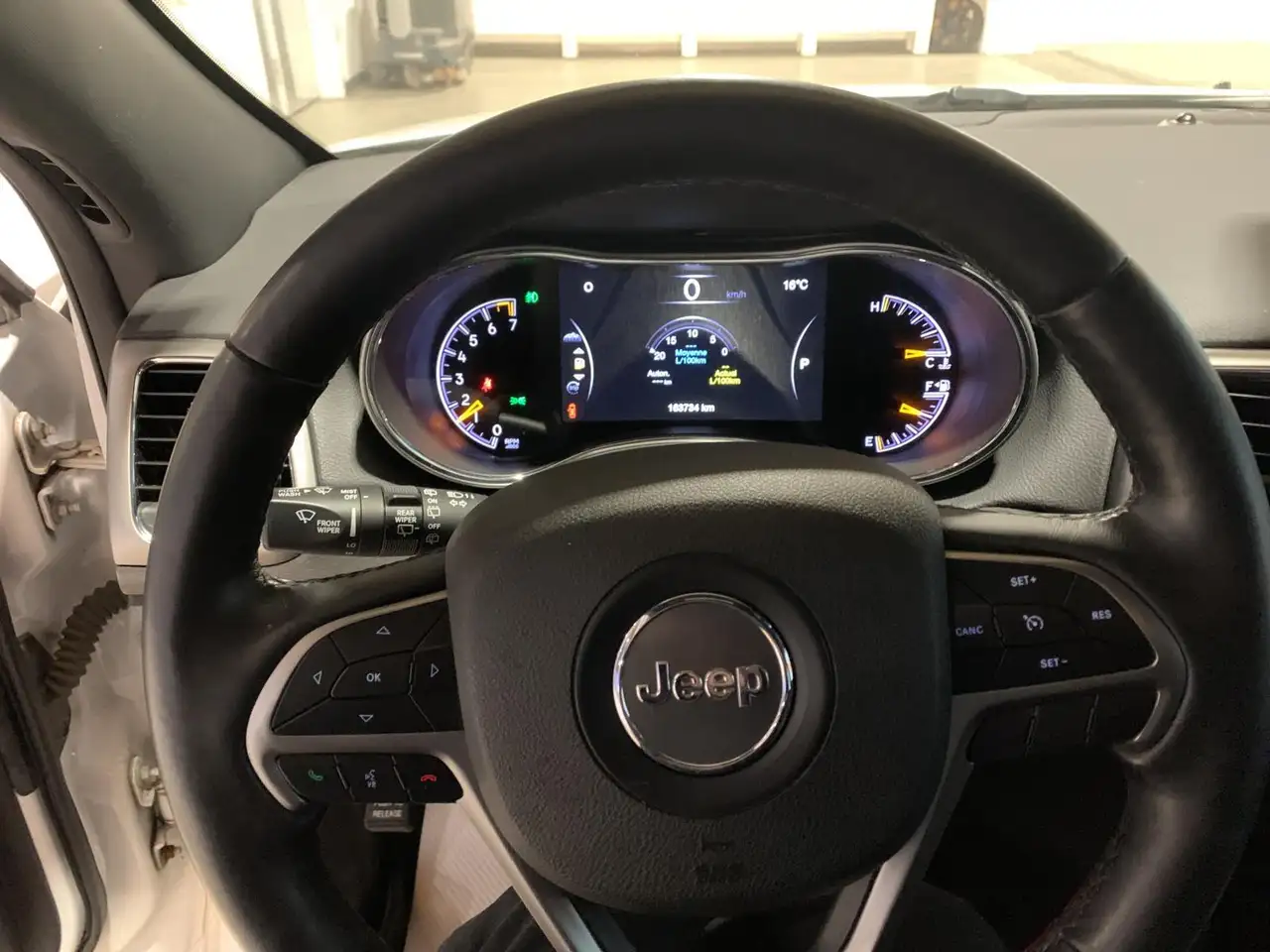 Jeep Grand Cherokee снимка Jeep Grand Cherokee
