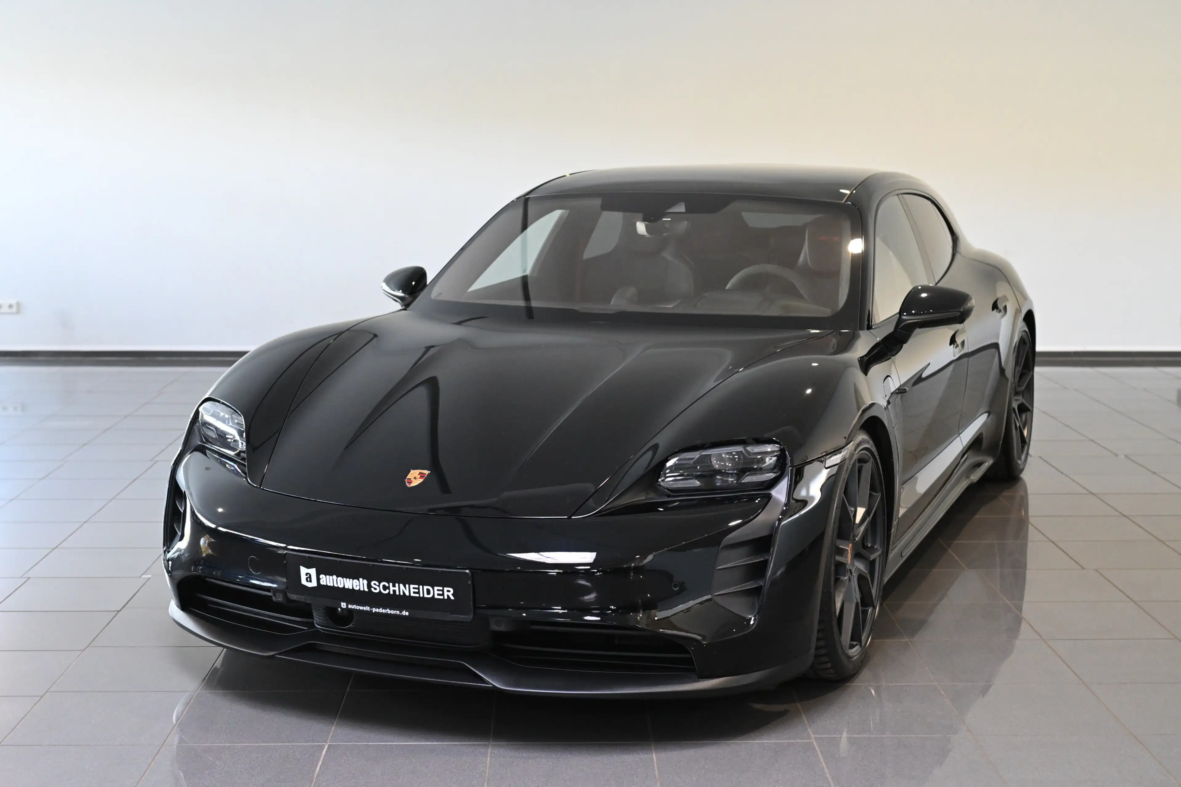 Porsche Taycan Sport Turismo GTS ACC Pano HUD 21-Zoll
